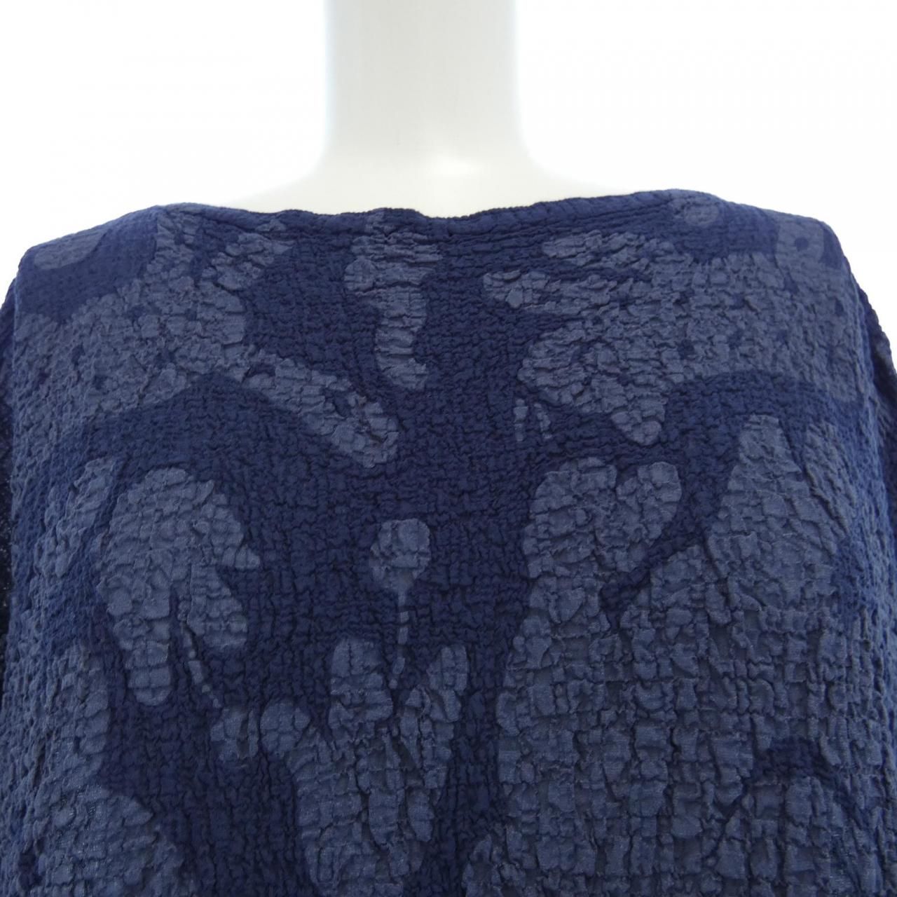 イッセイミヤケ　me のチュニック（未使用） ミーイッセイミヤケ me ISSEY MIYAKE チュニック 中古・古着通販】me