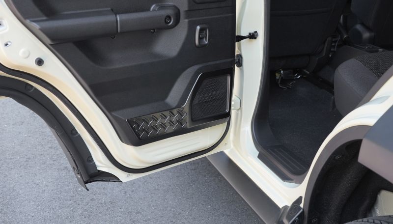 ブラックヘアライン