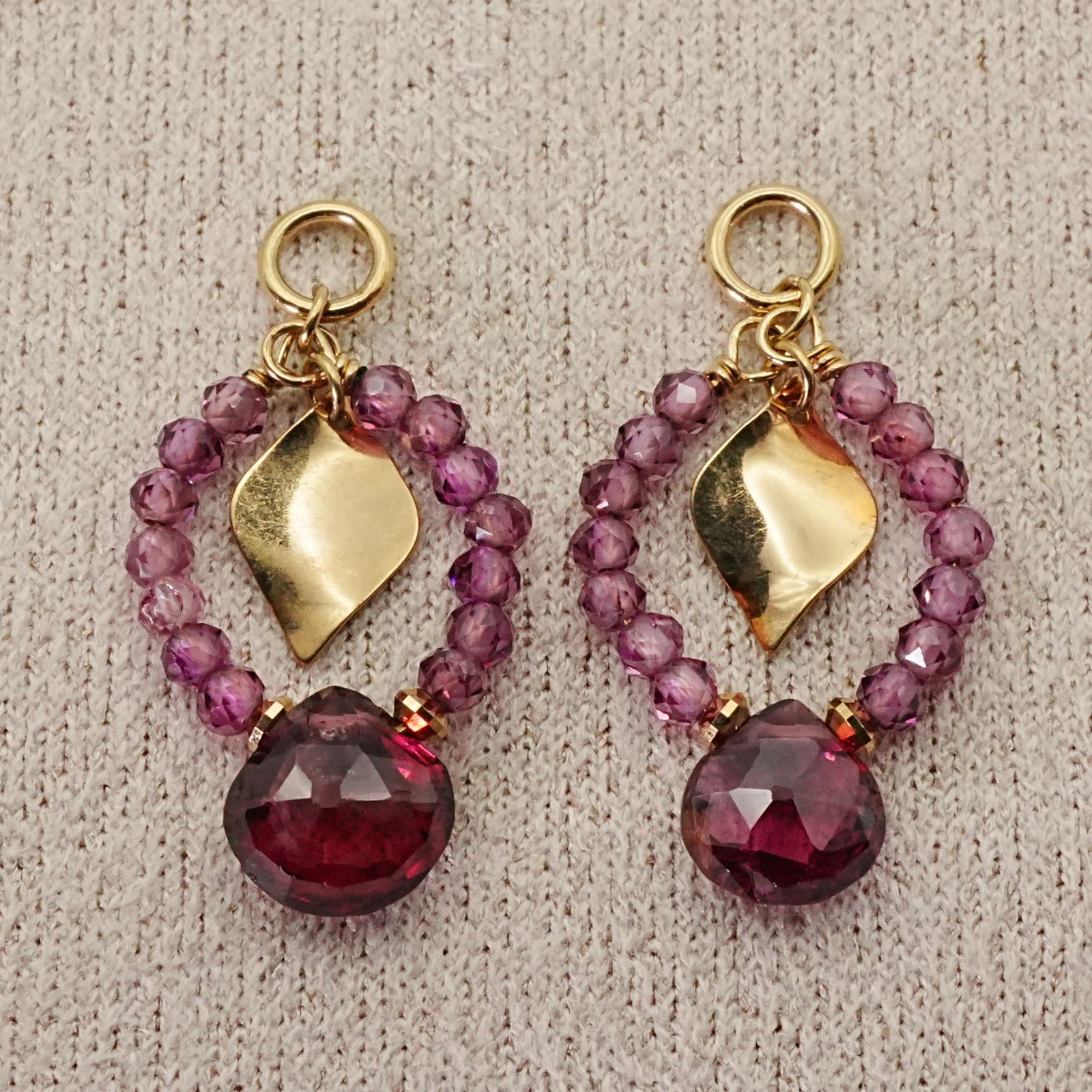 アガット ガーネット ピアスチャーム リーフ プレート K10 25-1349S