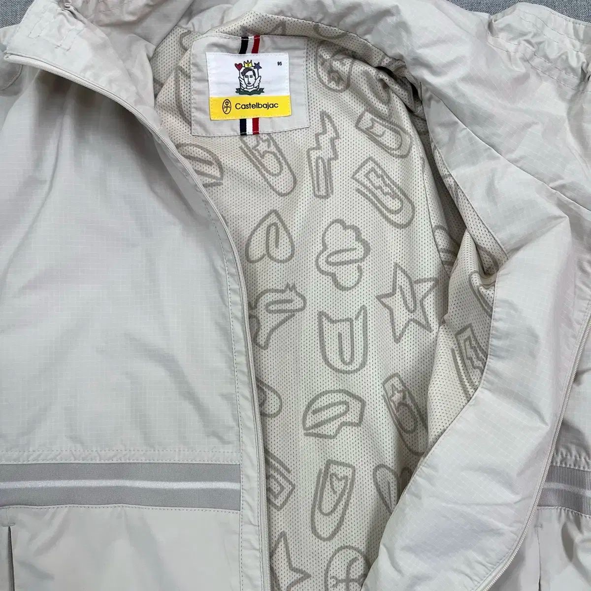 カステルバジャック