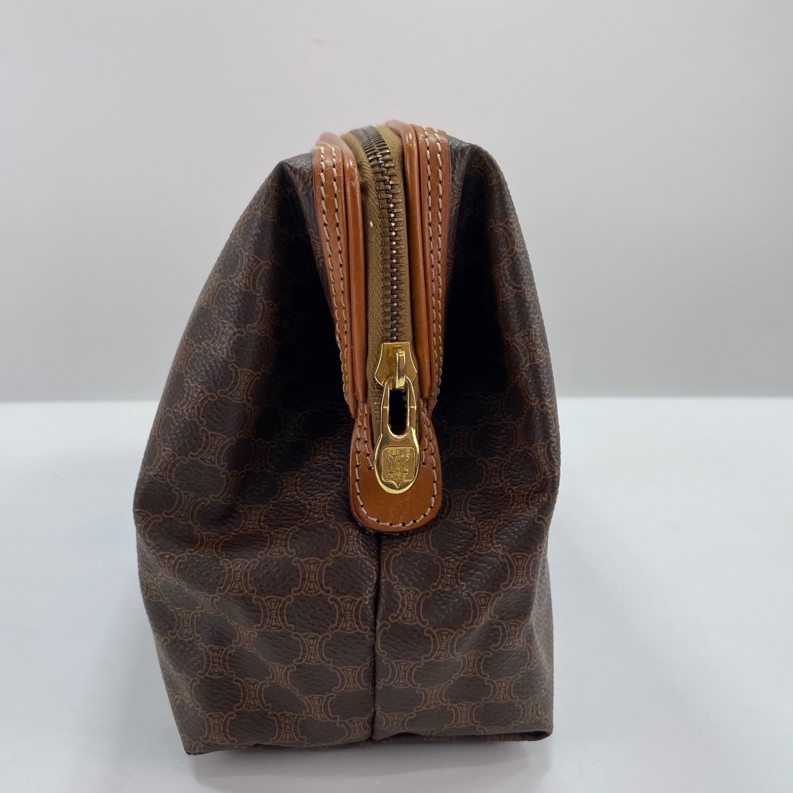CELINE マカダム柄 ポーチ 楽天市場】【バッグ】CELINE セリーヌ マカダム柄 ポーチ