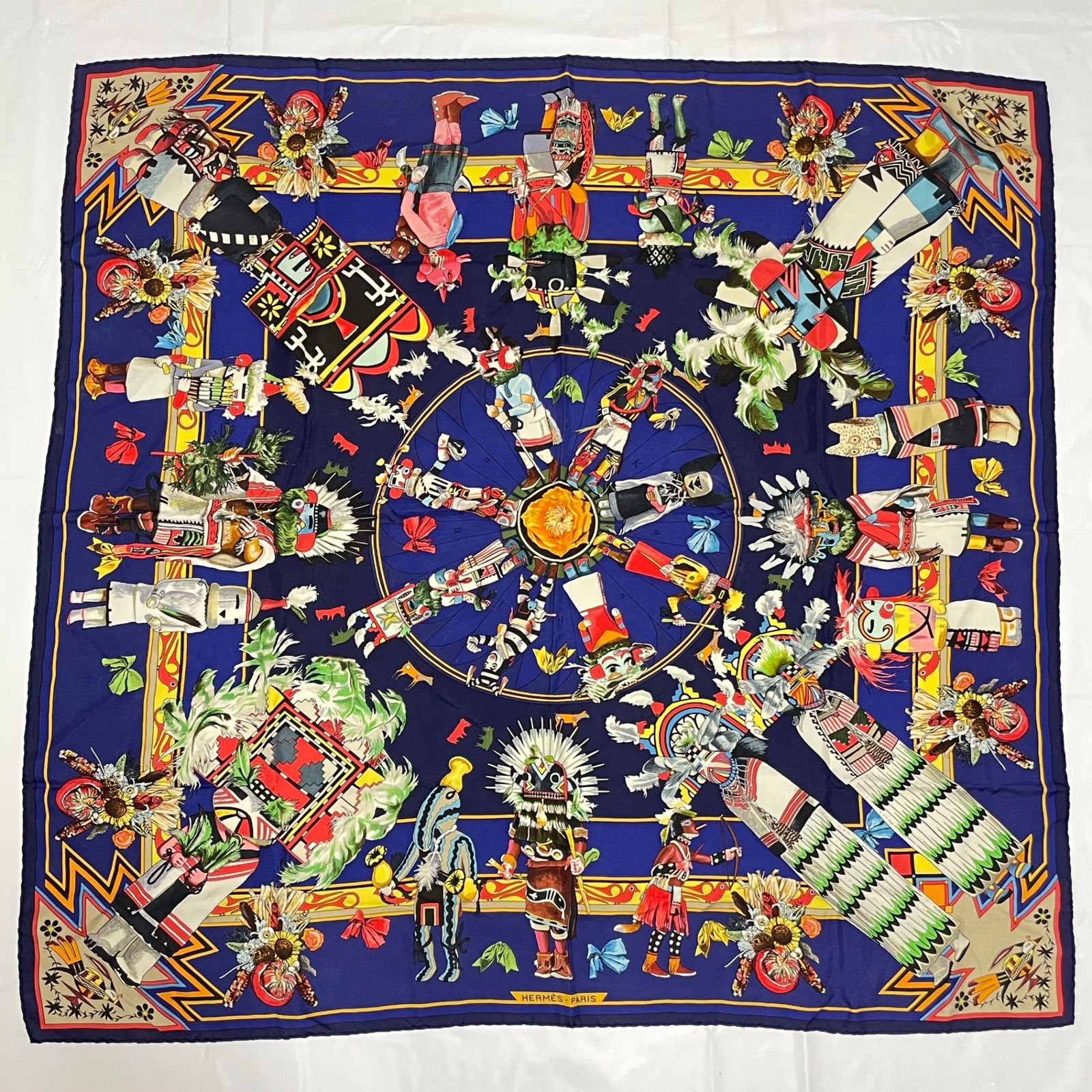 HERMES エルメス カレ90 Kachinas カチナ 民族 ブルー x マルチ
