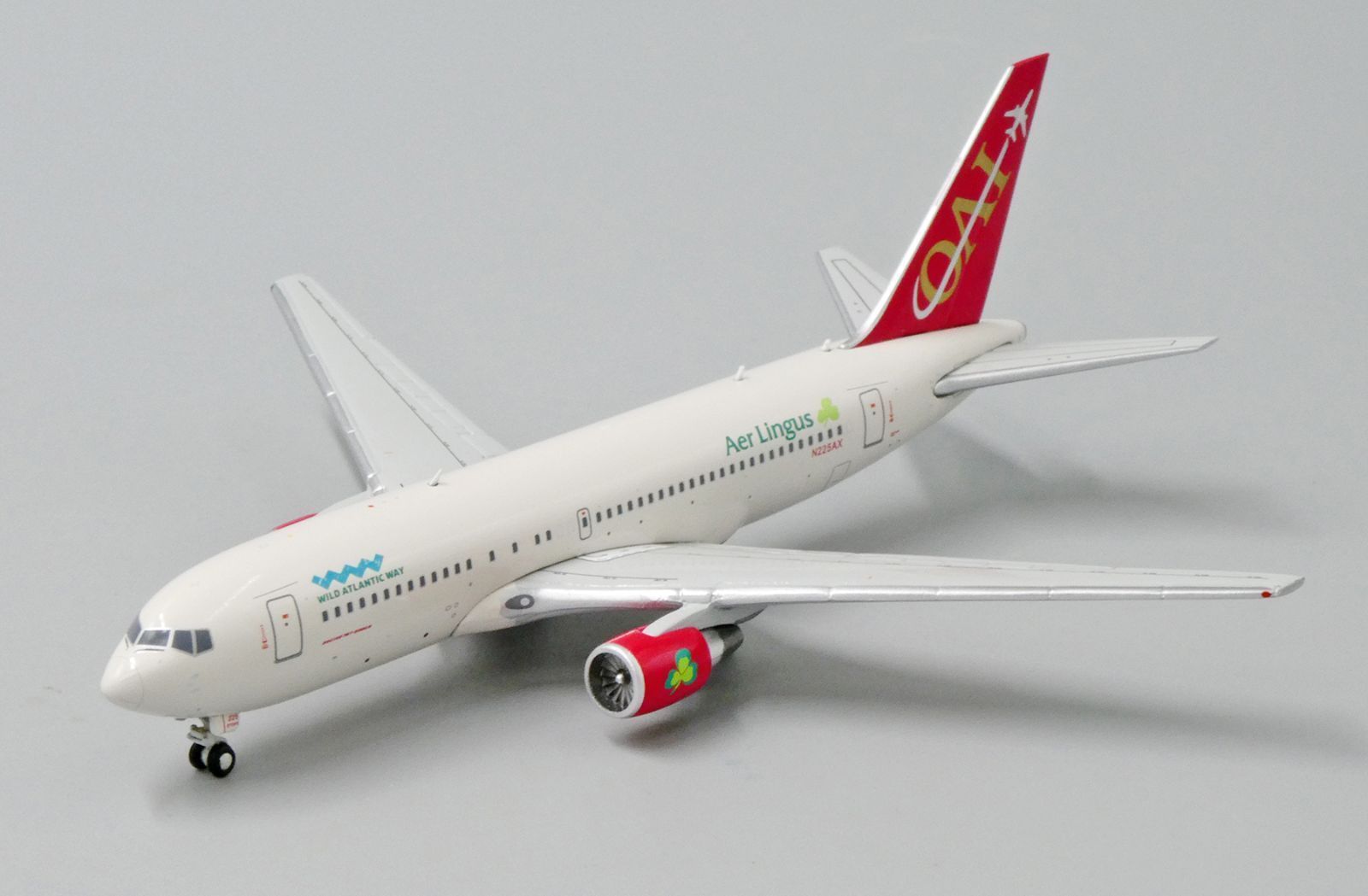 N225AX 1|400