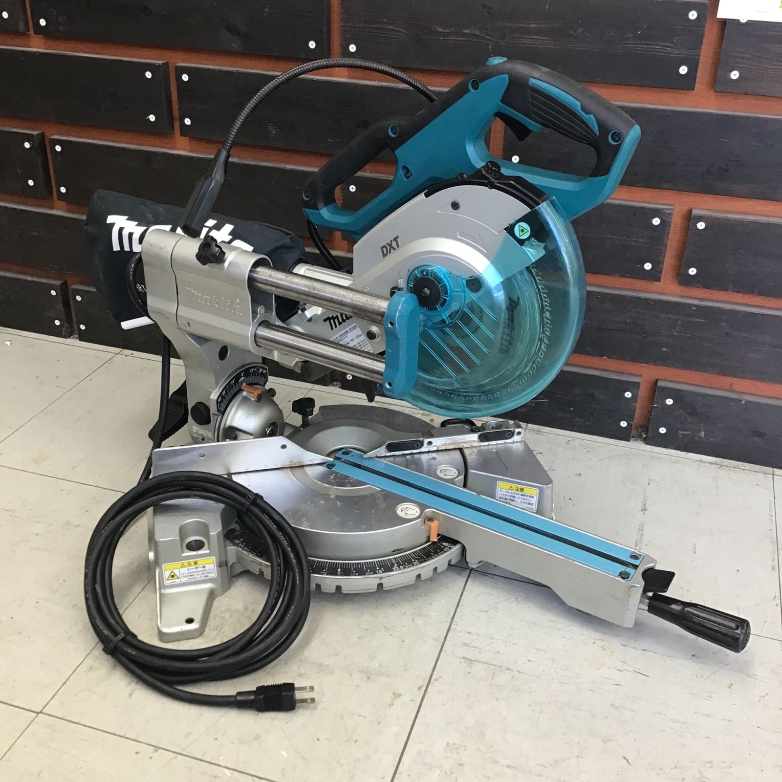 現状品】 マキタ/makita スライドマルノコ LS0717FL 【鴻巣店】 - メルカリ