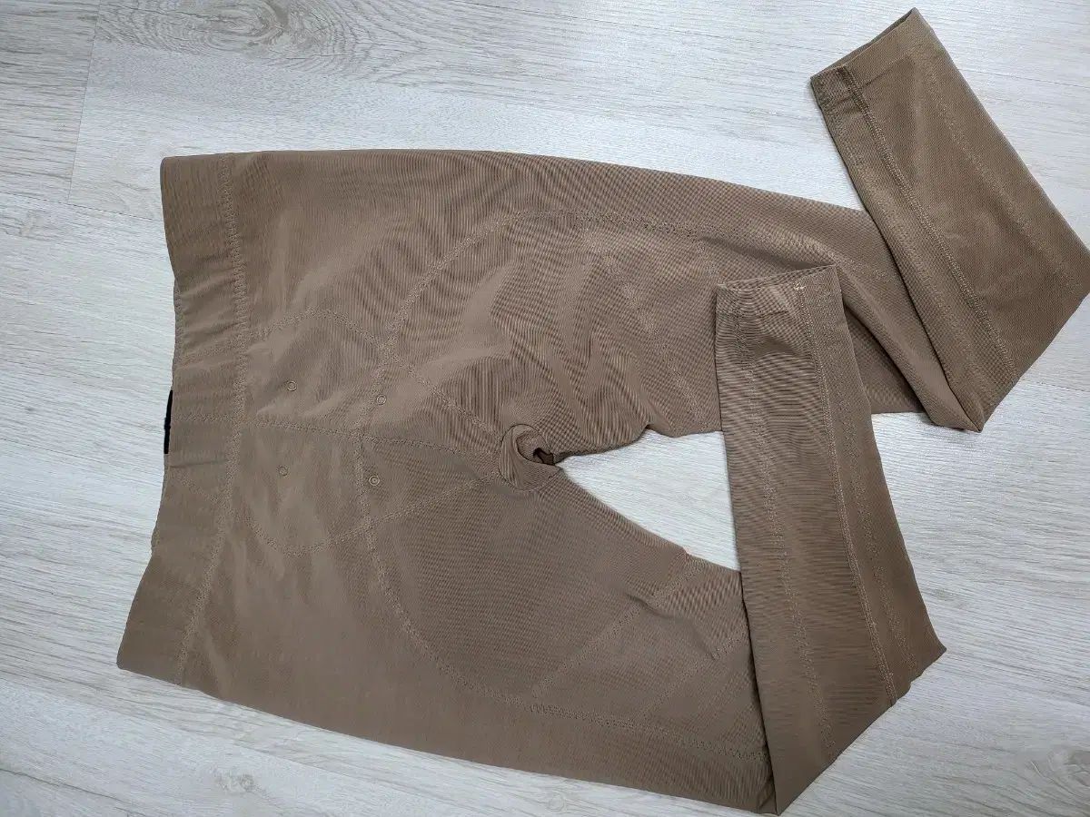 グラントイーワンズ BIBI エレクトガードル Mサイズ BiBi. Grant