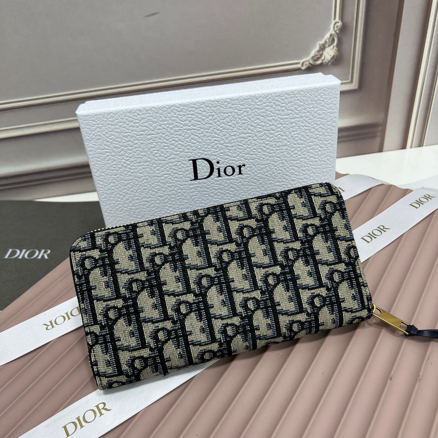 【Dior ディオール】ユニセックス オブリークジャカード ラウンドファスナー長財布 - 新品