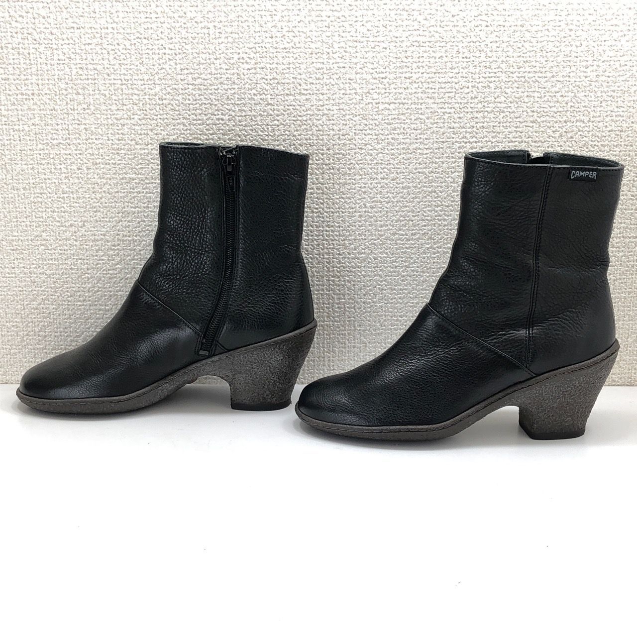 ショートブーツ