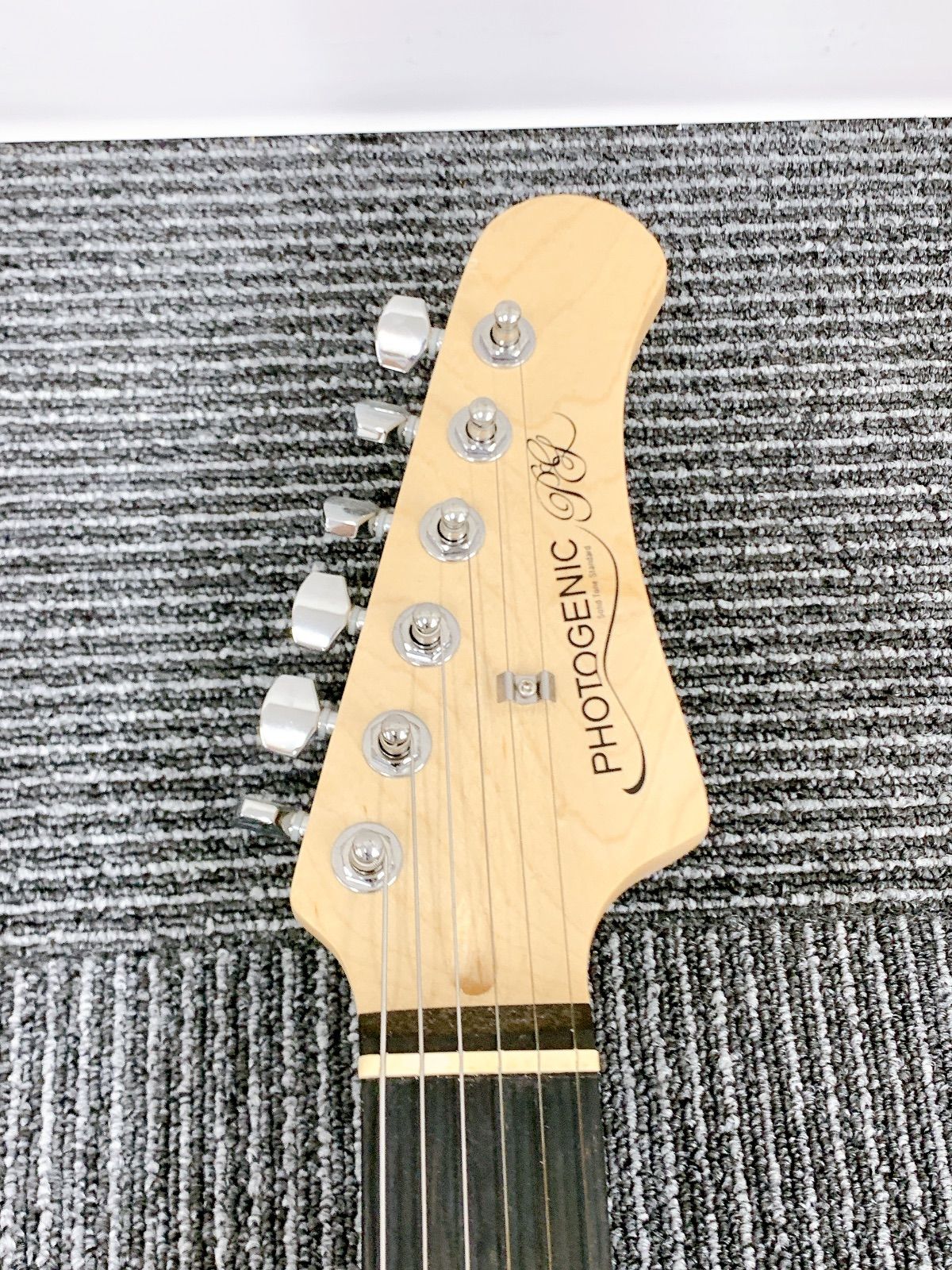 ストラトキャスタータイプST-180|RDS