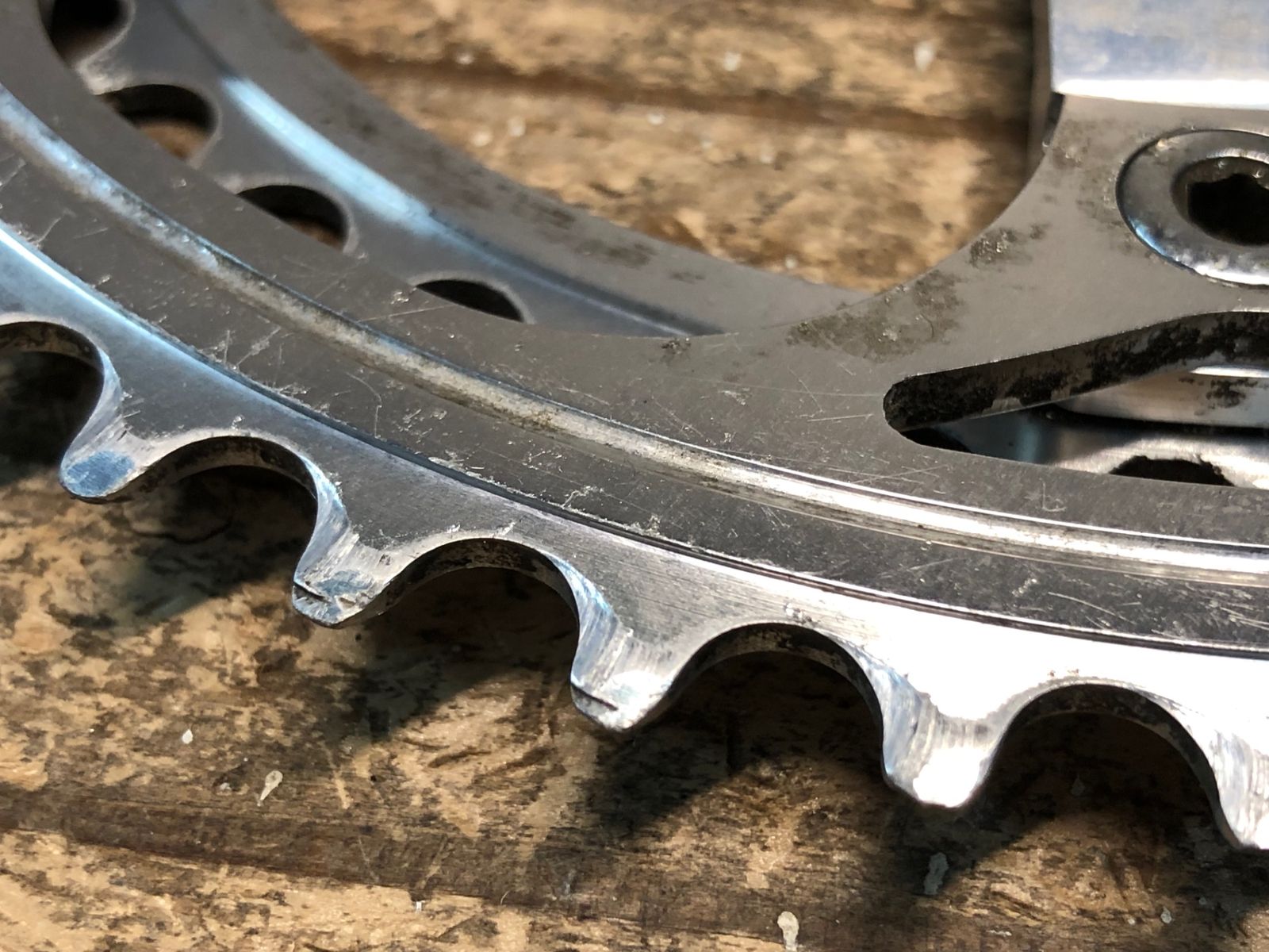 デュラエース クランクセット 9速 アルミニウム ボトムブラケット付き