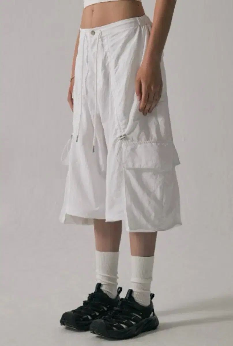 TREEMINGBIRD 2 ー way ナイロン カーゴ ズボン 白 DECORATOM_COM_BR
