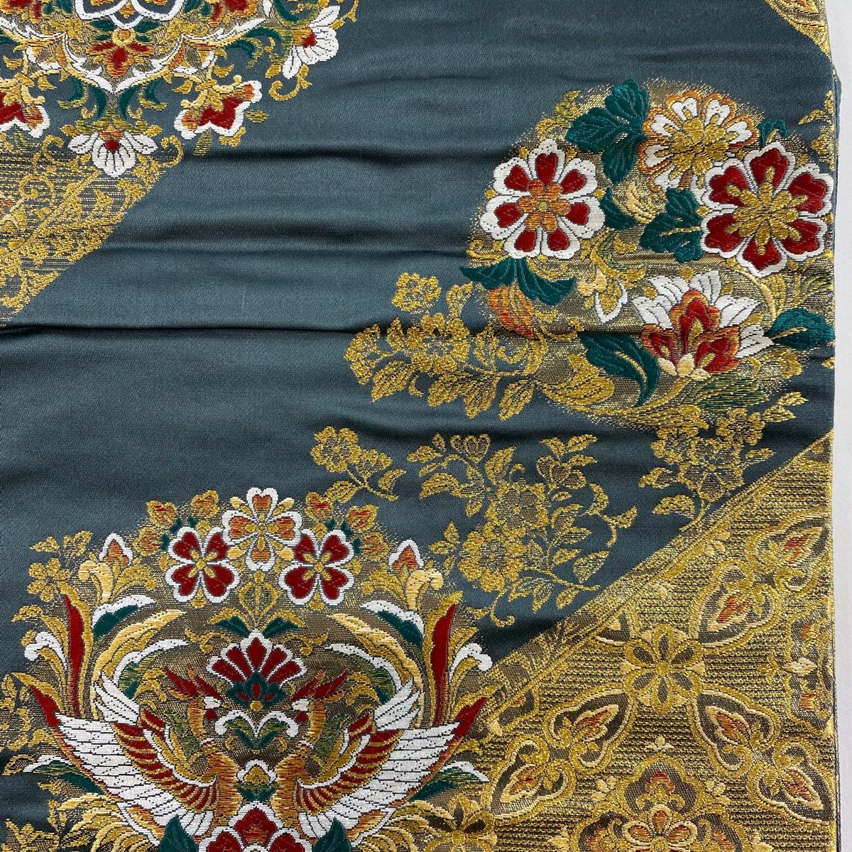 袋帯 秀品 向かい鳥 華文 唐織 箔 金色 六通 正絹 【中古】 袋帯