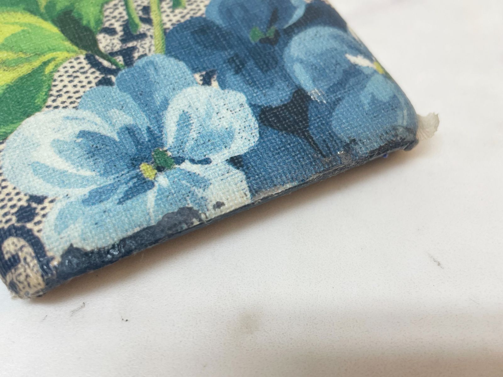 GUCCI GGブルームス フラワー 花柄 iPhone6 ケース カバー グッチ iPhone6S iPhone7 iPhone8 美品 - 大変綺麗GUCCI⁄グッチ GGブルームス フラワー