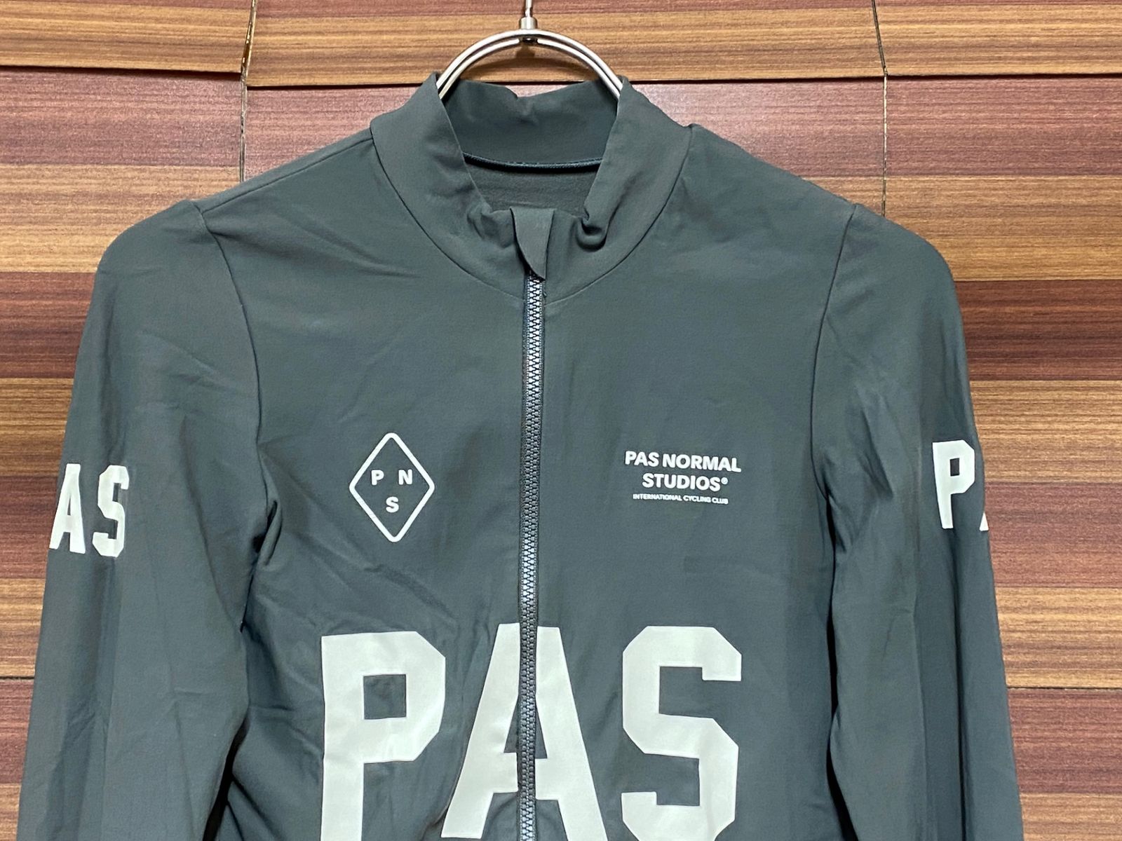 IV042 パスノーマルスタジオ PAS NORMAL STUDIOS PAS Mechanism Long Sleeve Jersey 長袖サイクルジャージ グレー S 裏起毛 BRIGHTFACE_UK