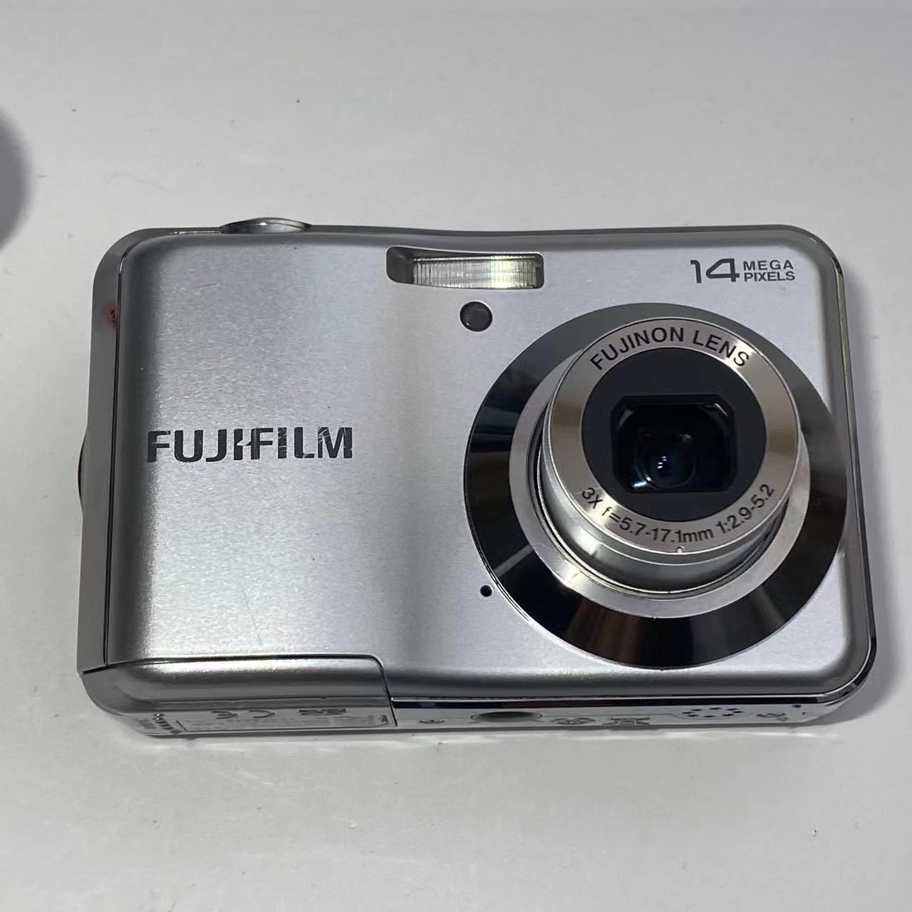 ✨️完動品✨️FUJIFILM FINEPIX AV210 シルバー フジフイルム FinePix AV210 シルバー 動作確認済み - メルカリ