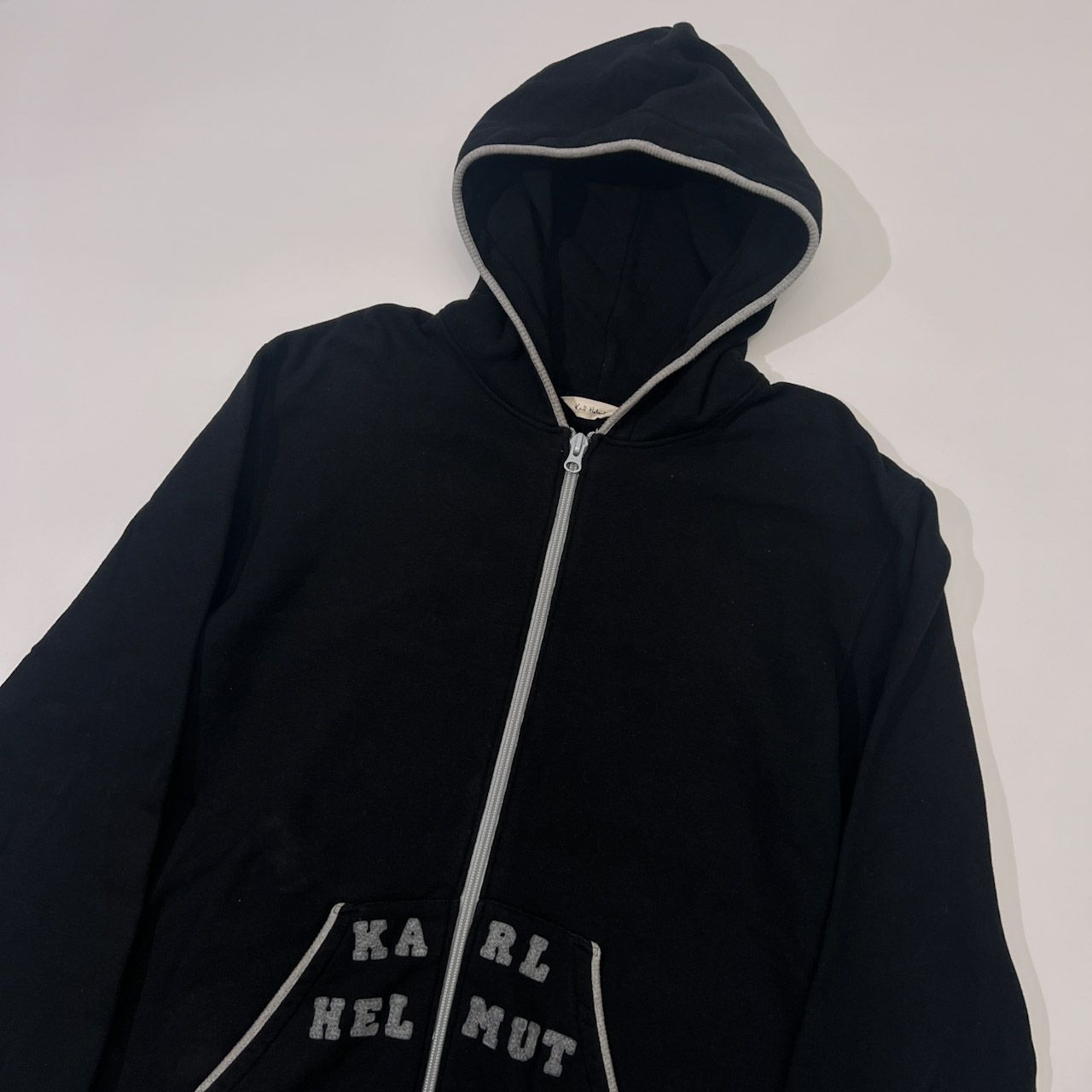 Karl Helmut スウェット ジップアップ 黒 カールヘルム Karl Helmut ピンクハウス スウェット ジップアップ ブルゾン L