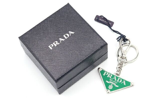 ◇プラダ◇2PS057/メタル/チャーム/キーホルダー/ブランド ◇プラダ