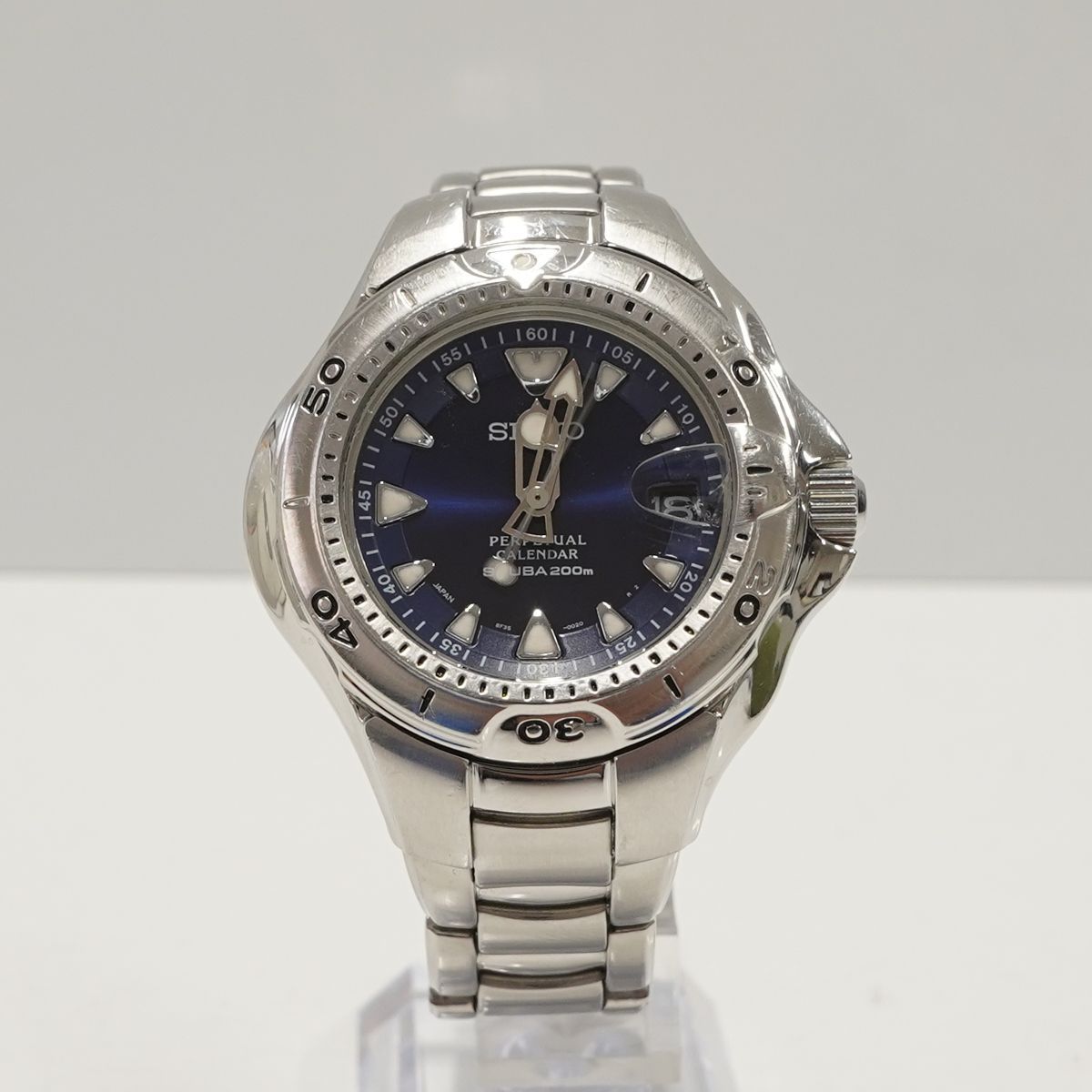 SEIKO 8F35-0030パーペチュアルカレンダー Diver 200m SEIKO 8F35-0030パーペチュアルカレンダー Diver 200m