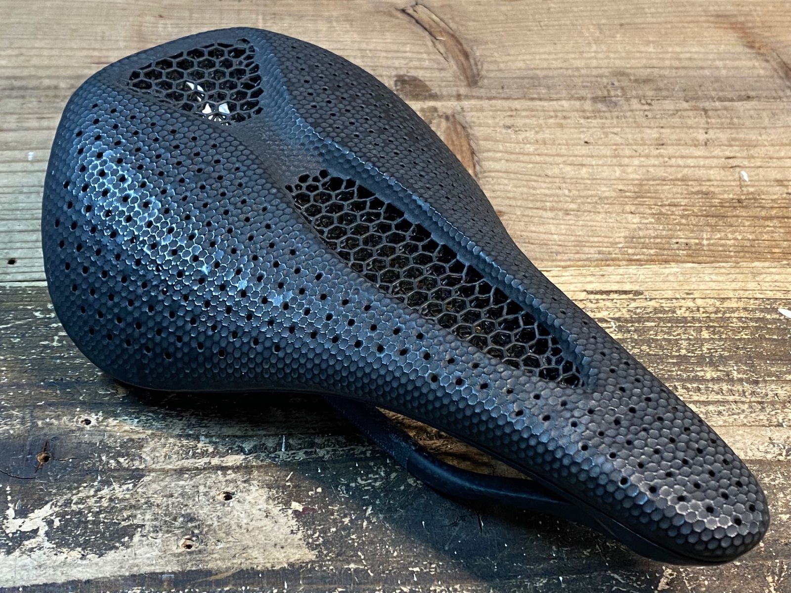 S-WORKS POWER CARBON SADDLE BLK 143(143mm ブラック): サドル