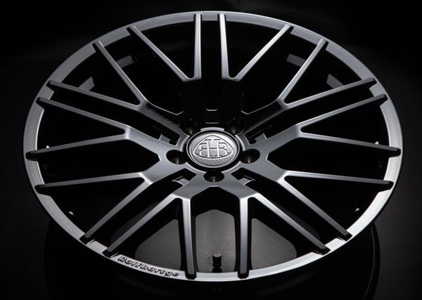 メルセデスベンツVクラス ホイールタイヤセット Pirelli