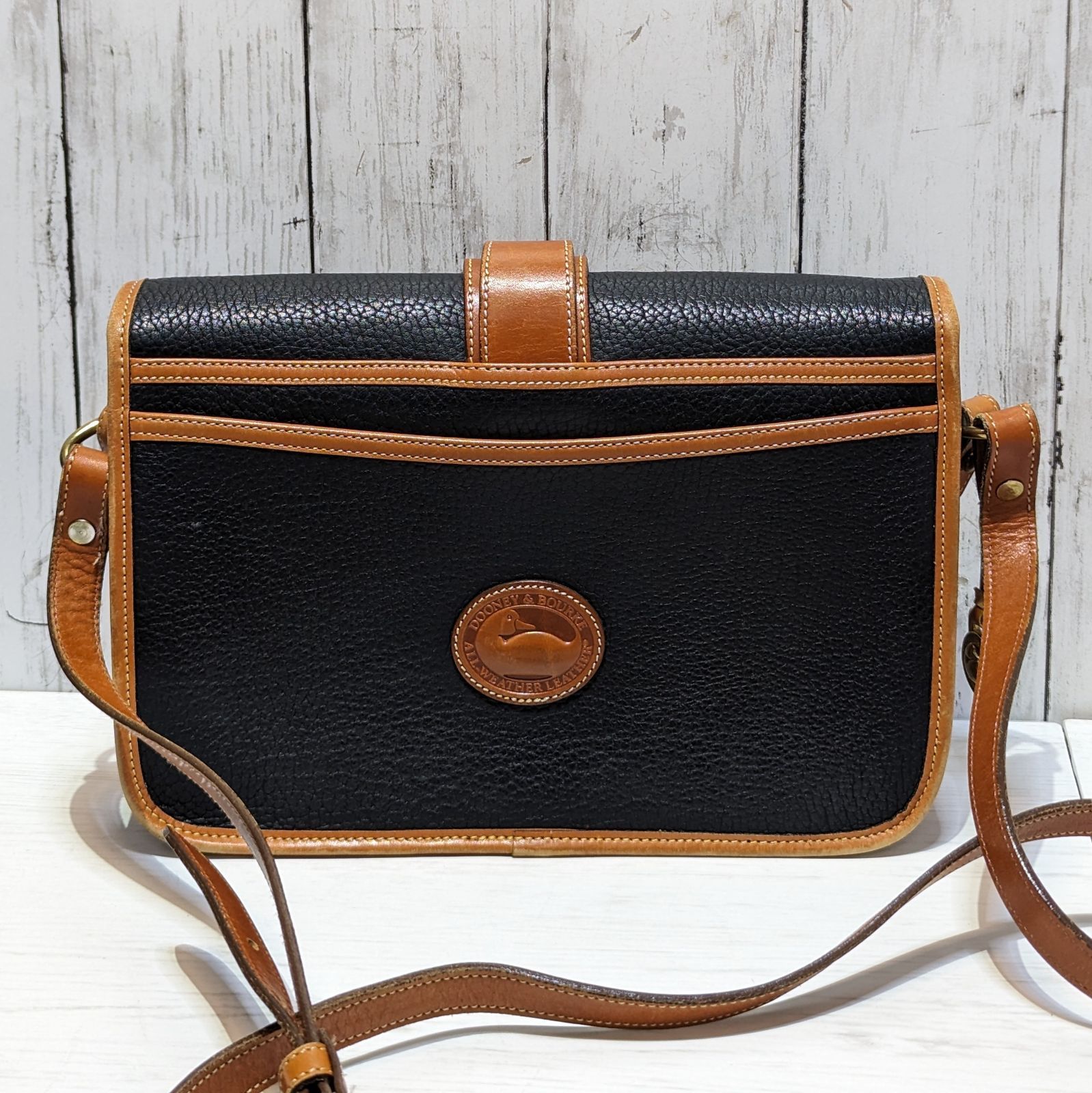 良品】DOONEY&BOURKE ドゥーニー＆バーク オールレザー ショルダー