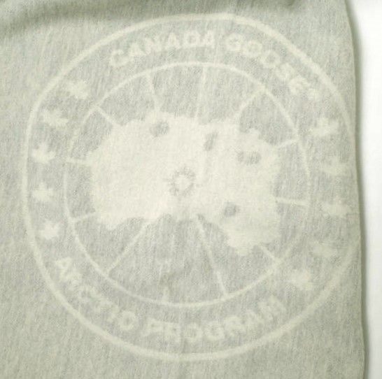 CANADA GOOSE カナダグース イタリア製 LOGO BLANKET SCARF ロゴ
