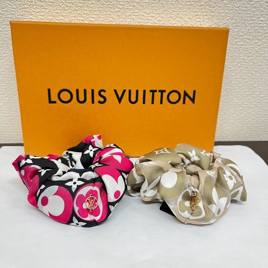 LOUIS VUITTON ルイヴィトン M77521 モノグラム シュシュ セット