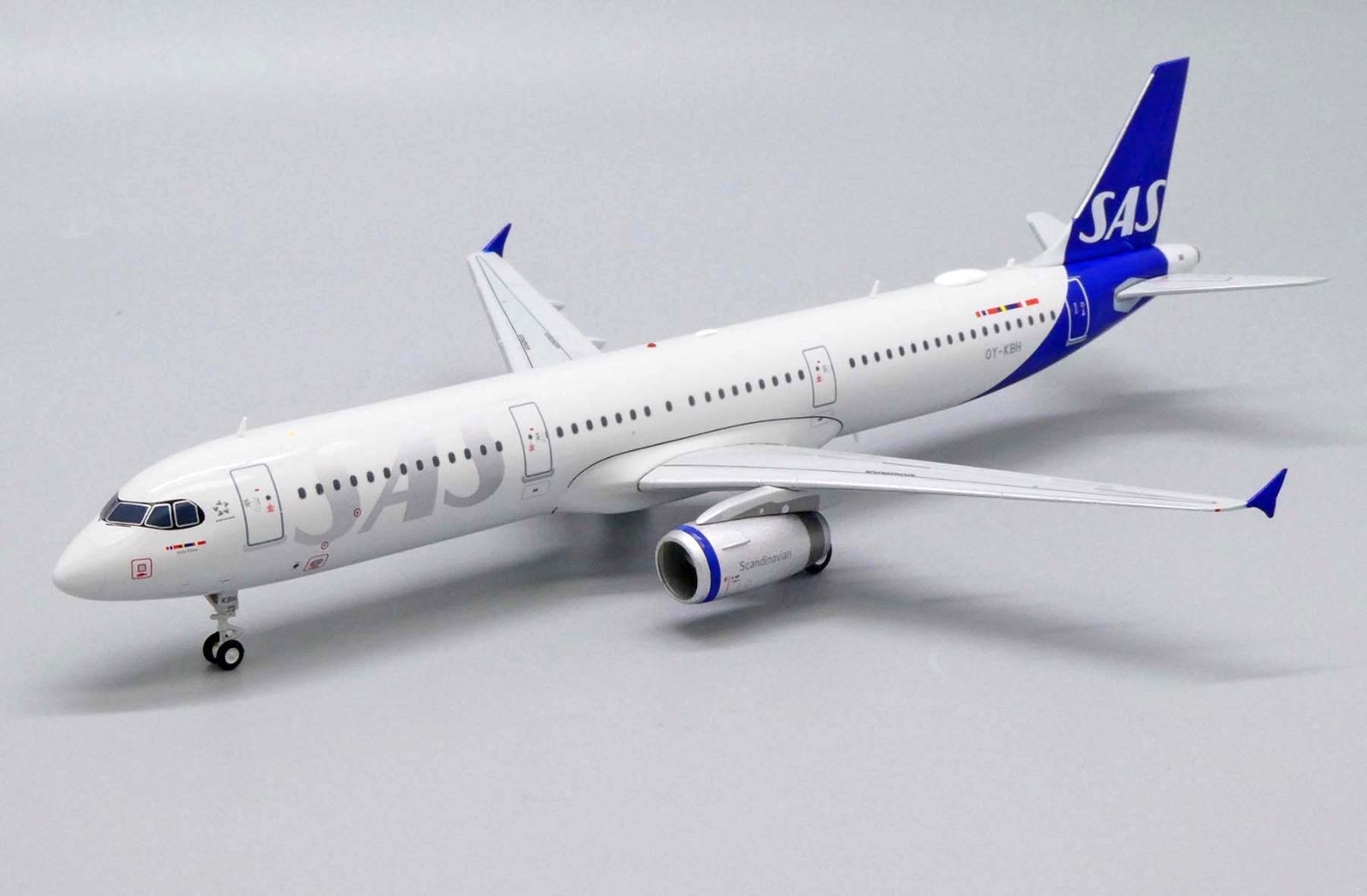 Jcwings スカンジナビア航空 A321 OY-KBH 1/200 - Aircraftmodels777