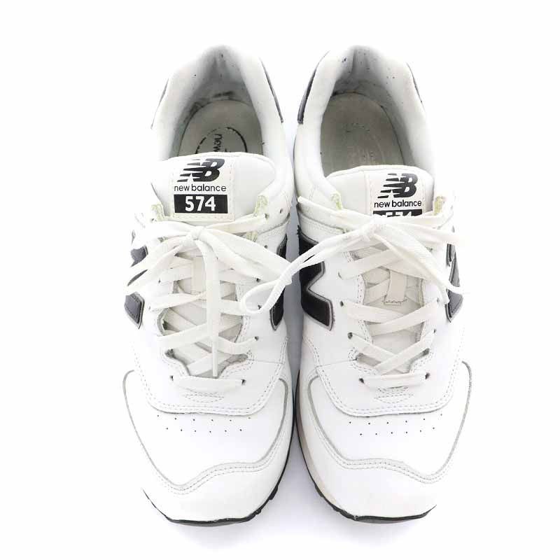 New Balance 574 ホワイト/ブラック スニーカー New Balance 574 sneakers in white with black detail | ASOS