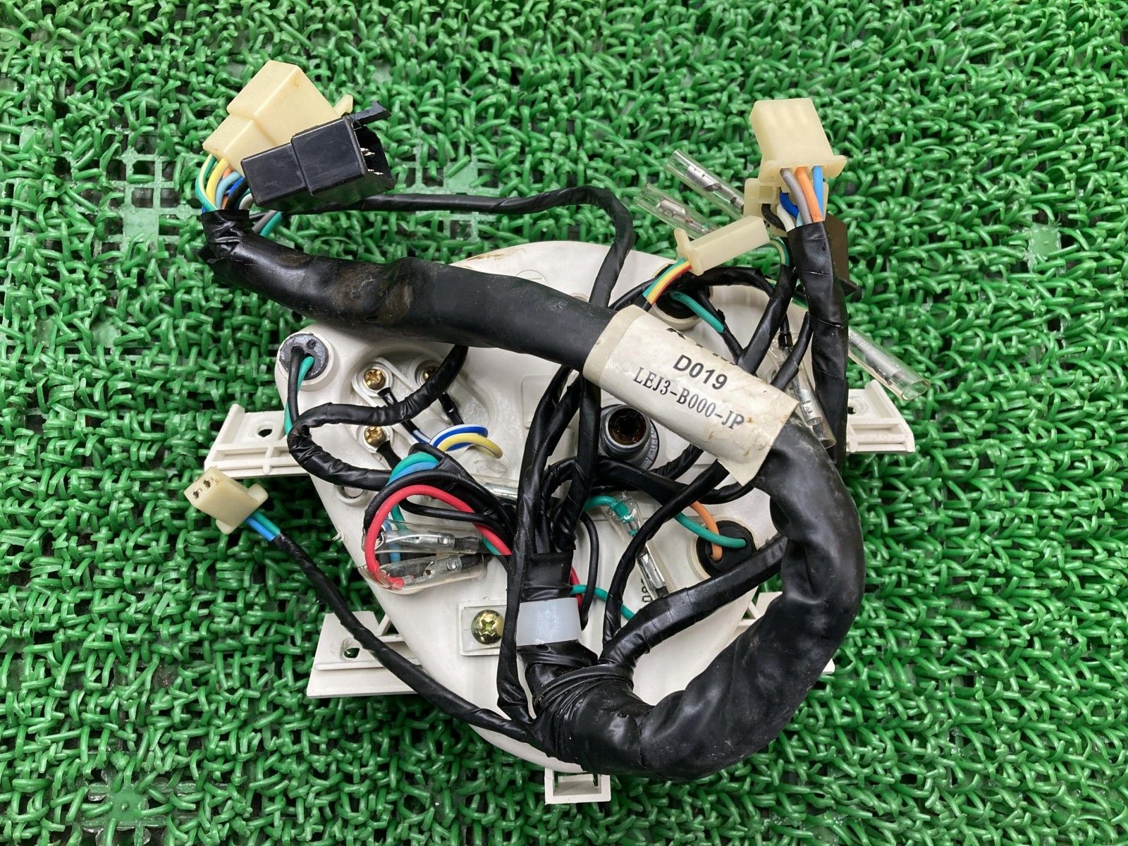 スーパー8 スピードメーター 37200-LEJ3-B20 キムコ 純正 バイク 部品