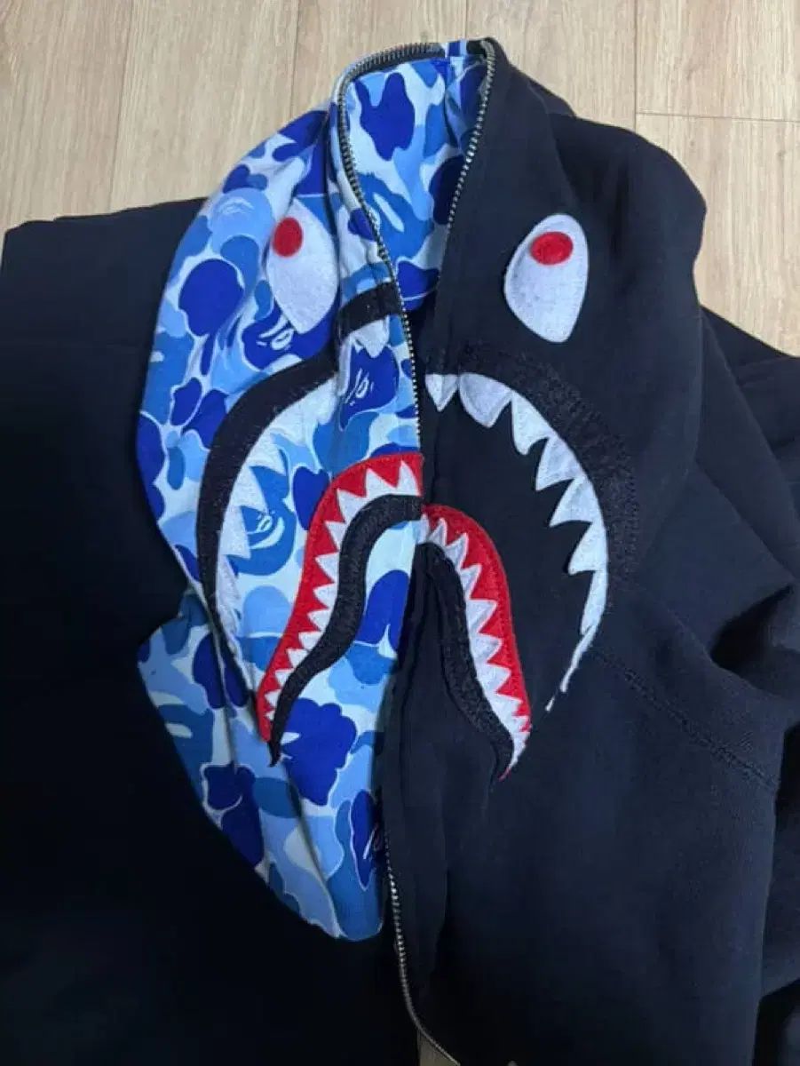 A BATHING APE リバーシブル A BATHING APE（アベイシングエイプ）の「ABC CAMO REVERSIBLE