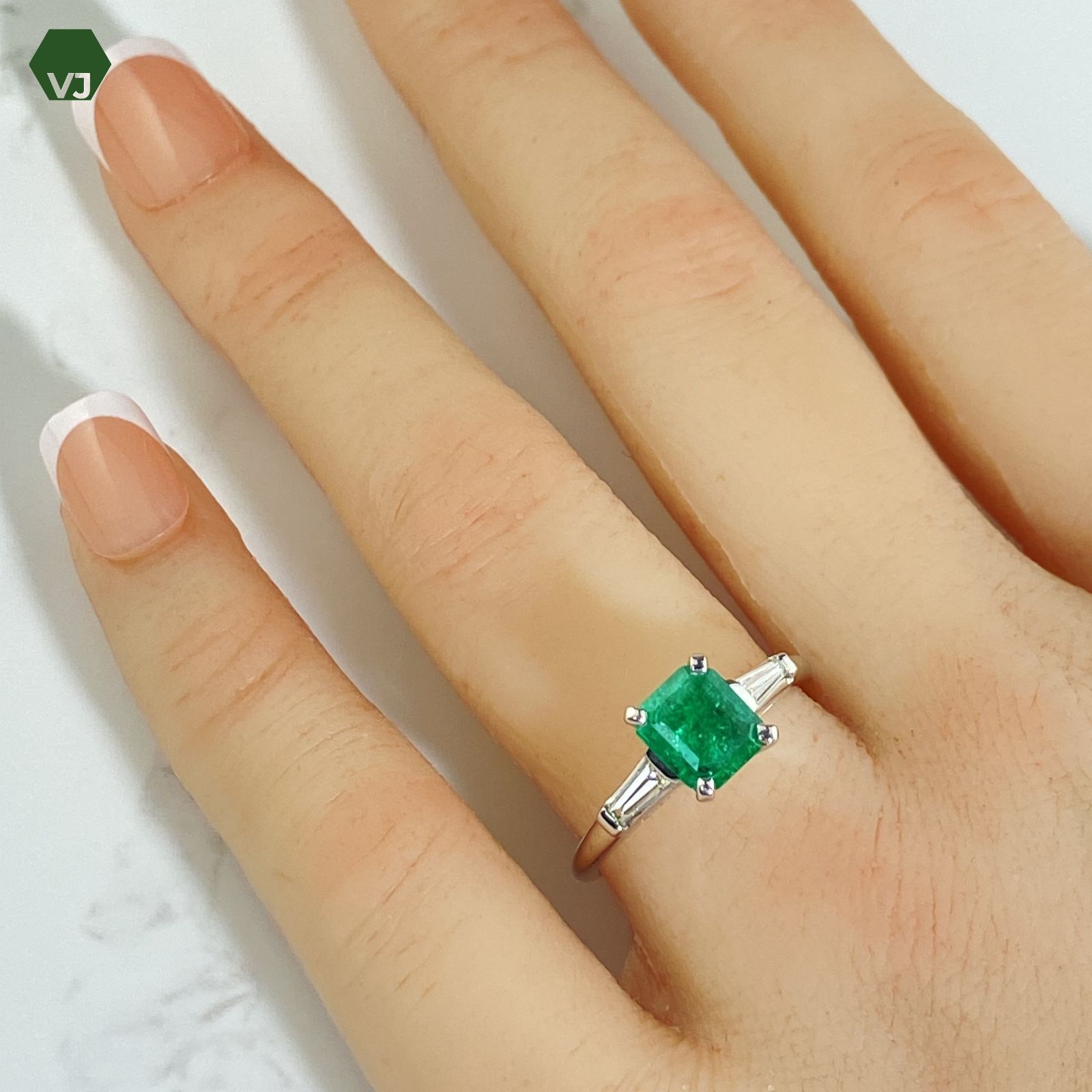 24-13】エメラルド ダイヤモンド リング E1.25ct【中古】【PT900】【15 