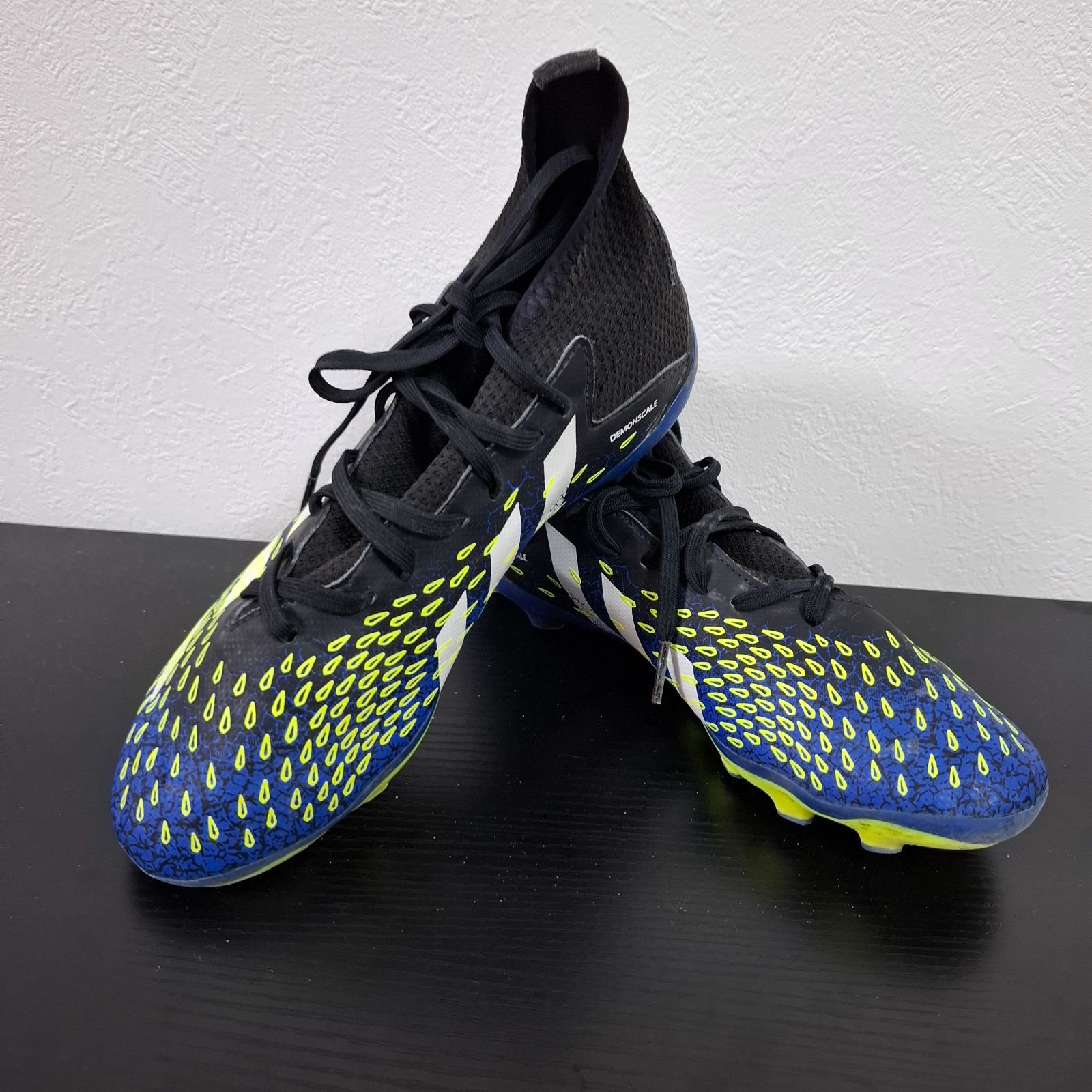 22.5　アディダス　プレデター　adidas PREDATOR サッカー　スパイク