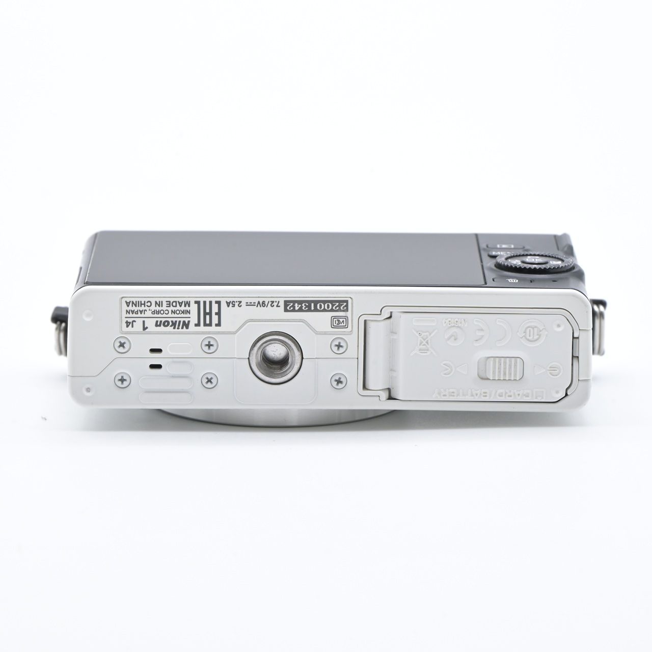 美品】Nikon 1 J1 ホワイト レンズ交換式デジタルカメラ ミラーレス