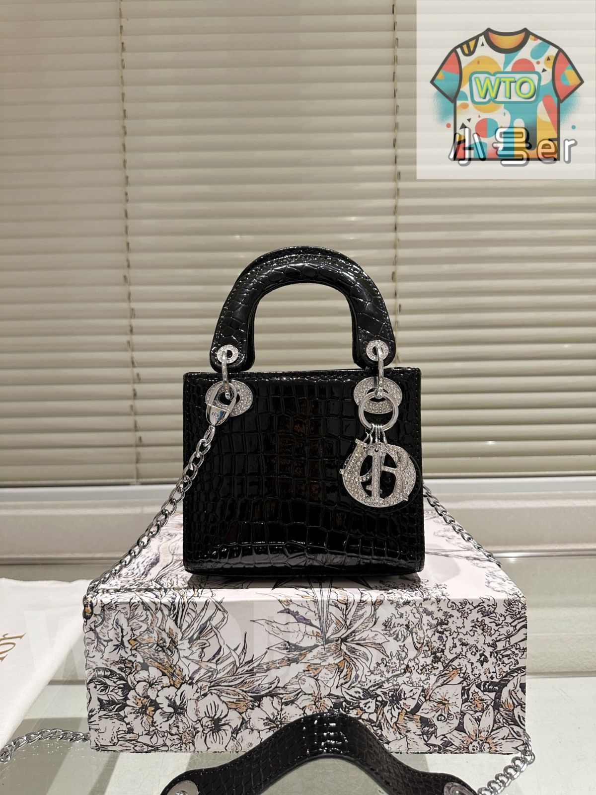 今日 Dior Lady Dior Bag with F ing Gift Box - レディー ディオール バッグ フォールディングギフトボックス付き-WTO輸入2