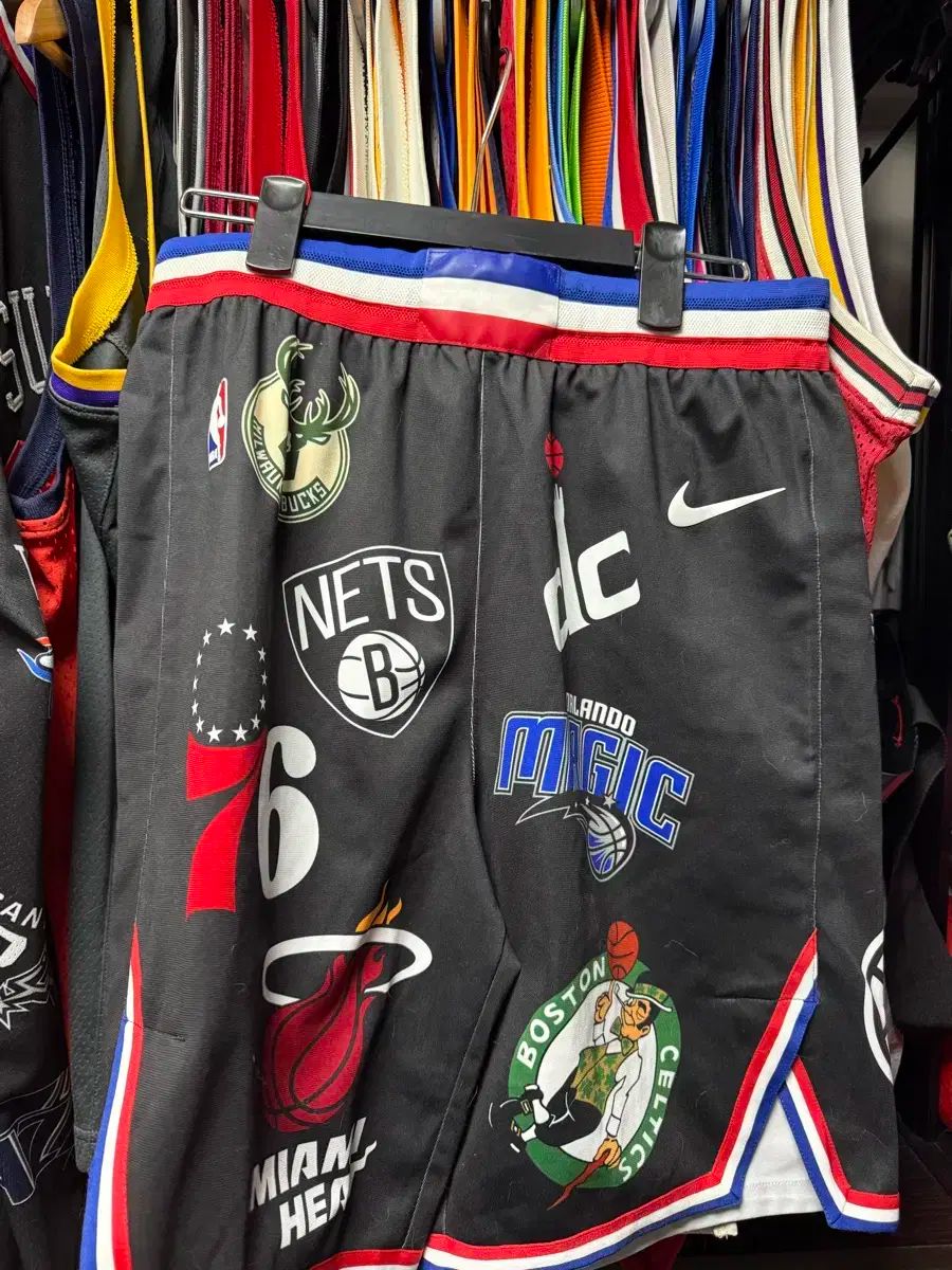 チーム アセンティック