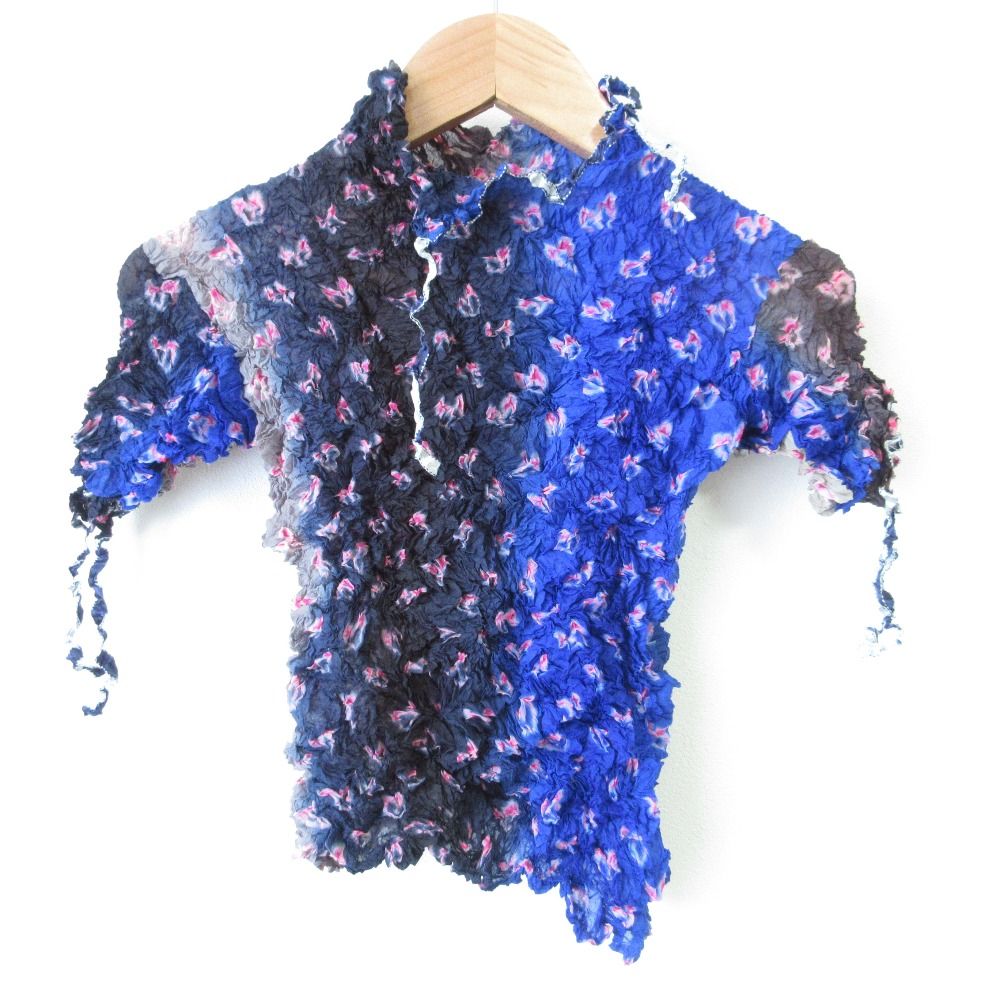 ISSEY MIYAKE - 美品 Issey Miyake FETE イッセイミヤケ 絞りシワ加工グラデーション ストレッチ 半袖 Tシャツ カットソー サイズ2 ネイビー系 レディース 古着 中古 USED 美品 Issey Miyake FETE イッセイミヤケ 絞りシワ加工