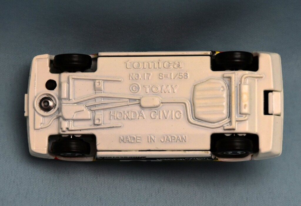 当時物トミカ 黒箱色指定耳表示無し コスモスポーツ 黒箱トミカ一覧