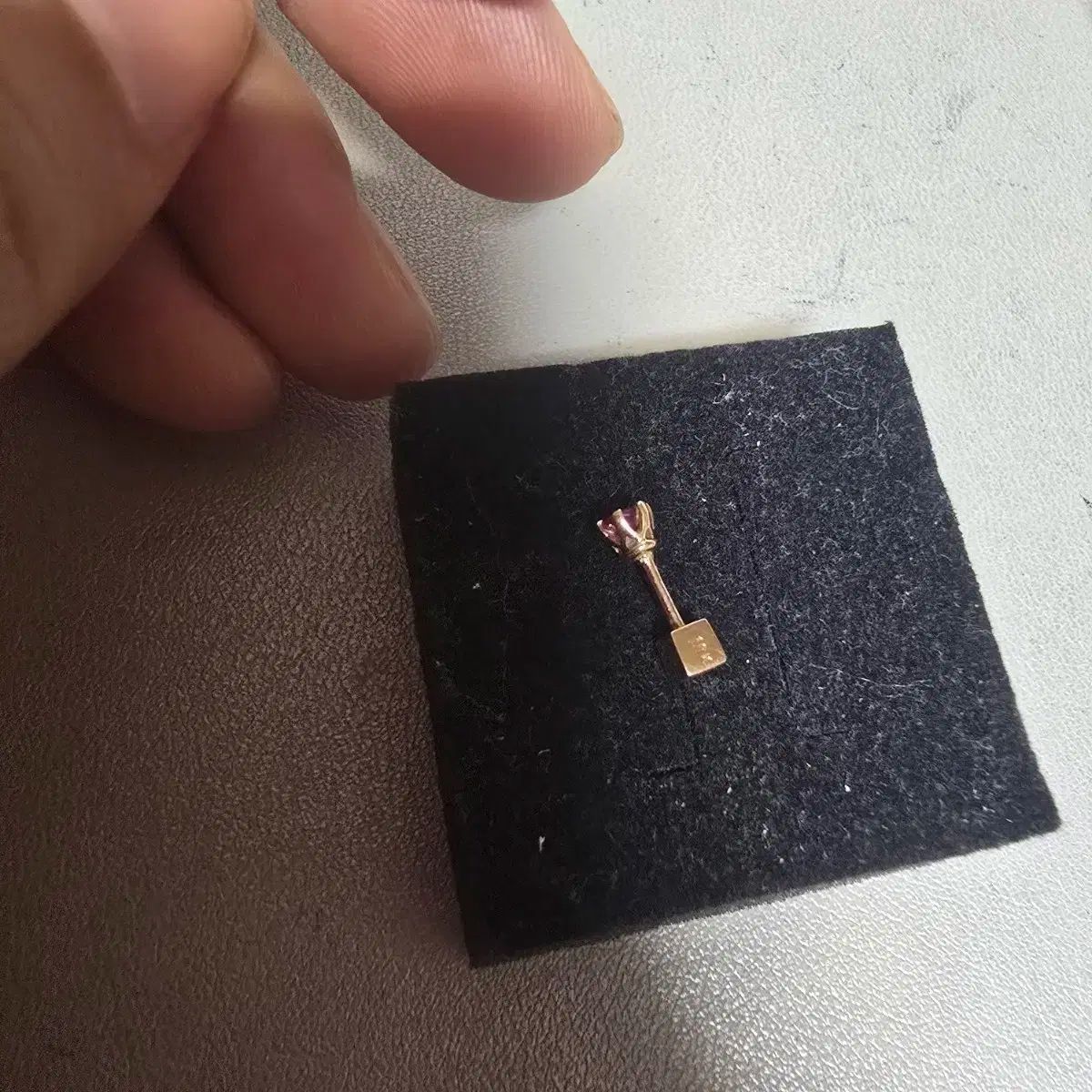 ピンクゴールド