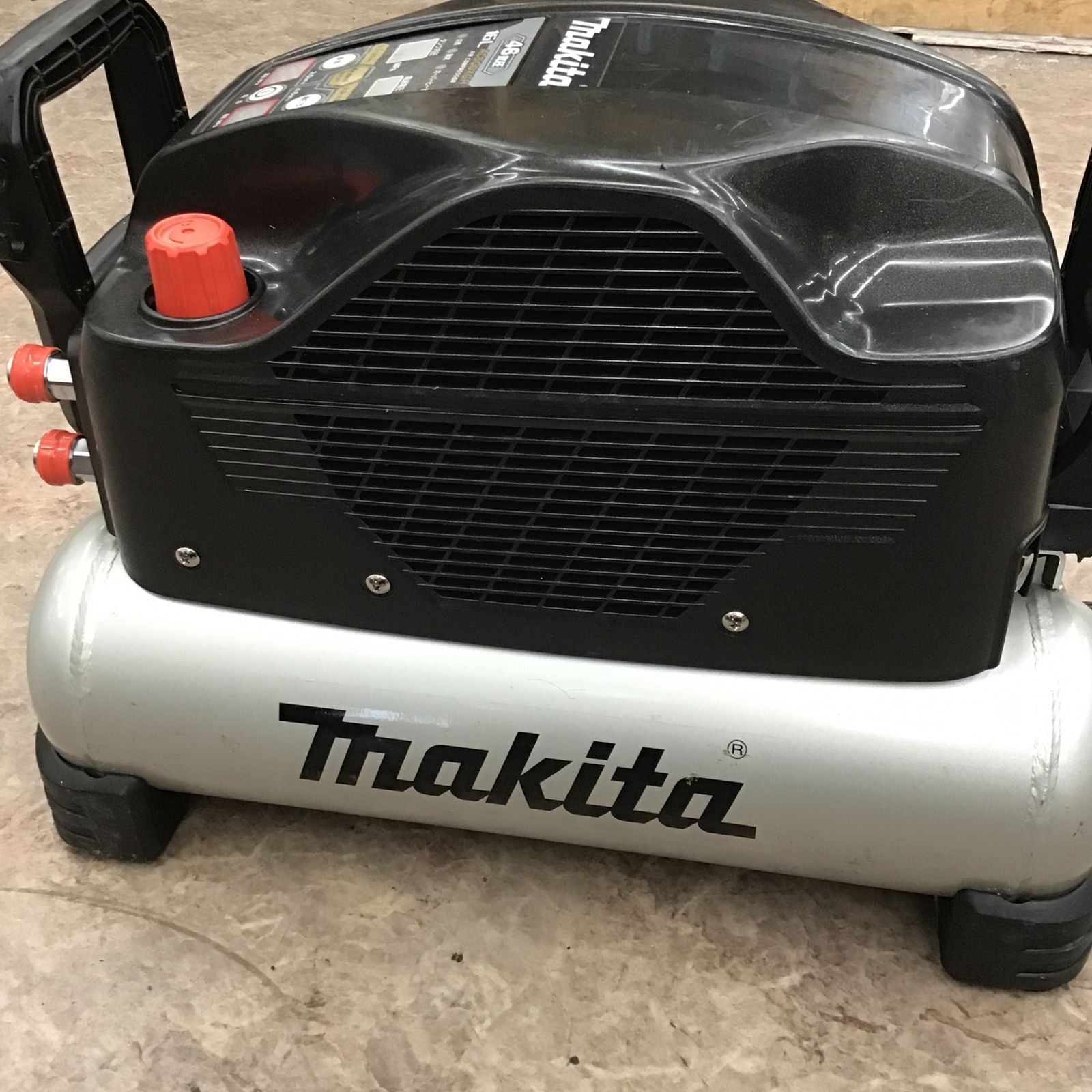 ☆マキタ(makita) 高圧専用エアコンプレッサー AC500XGHB【所沢 ☆マキタ(makita) 高圧専用エアコンプレッサー AC500XGHB【所沢