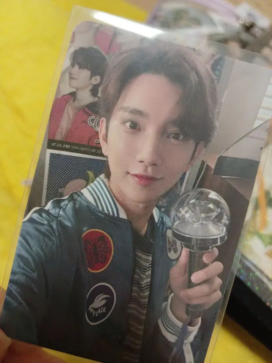 【雷市場（ポンジャン）商品韓国直送】 SEVENTEEN(セブンティーン・セブチ) ジョシュア(JOSHUA) FOLLOW TO SEOUL CARAT ZONE カラットゾーン