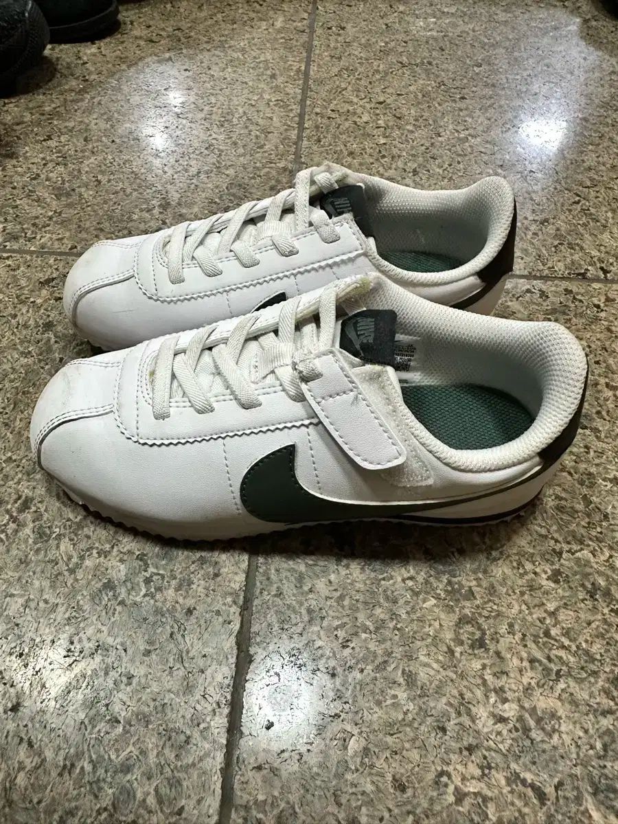 NIKE(ナイキ) ジュニア コルテス 190