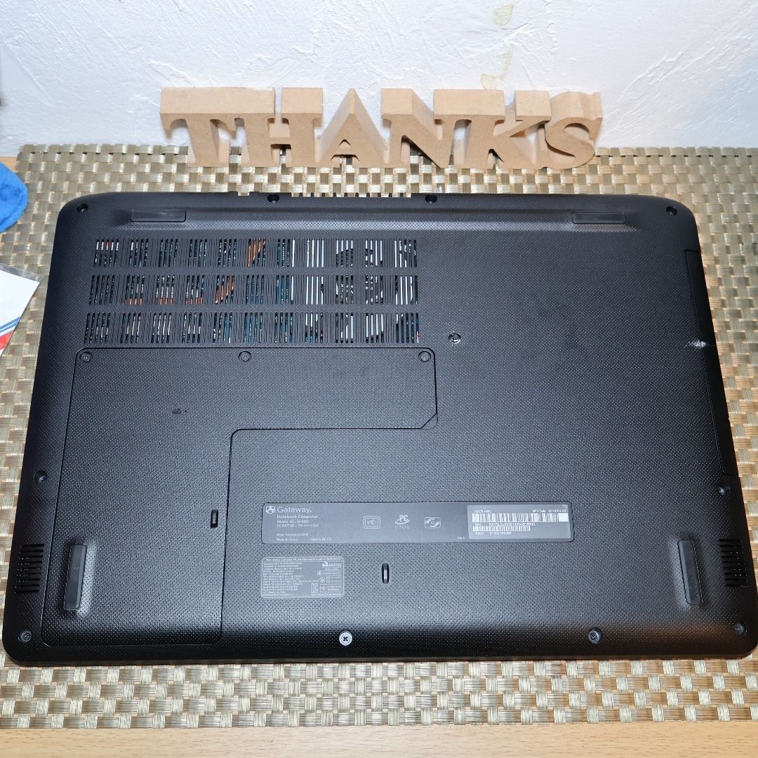 Win11公式対応8世代i5|メ8G|SSD HDD|DVD|無線|カメラ