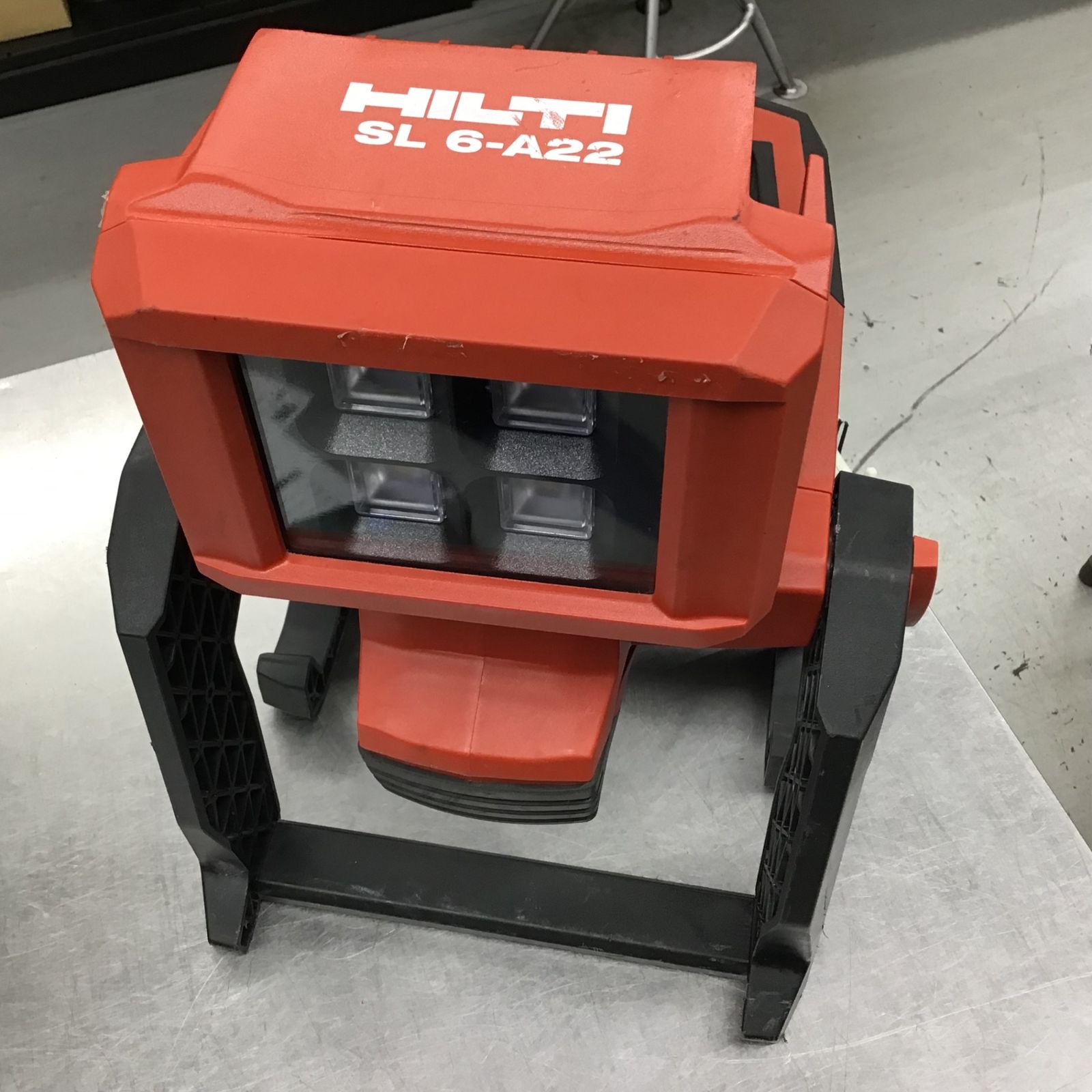 HILTI ヒルティ 充電式エリアライト SL 6-A22 ☆バッテリー1個付き 