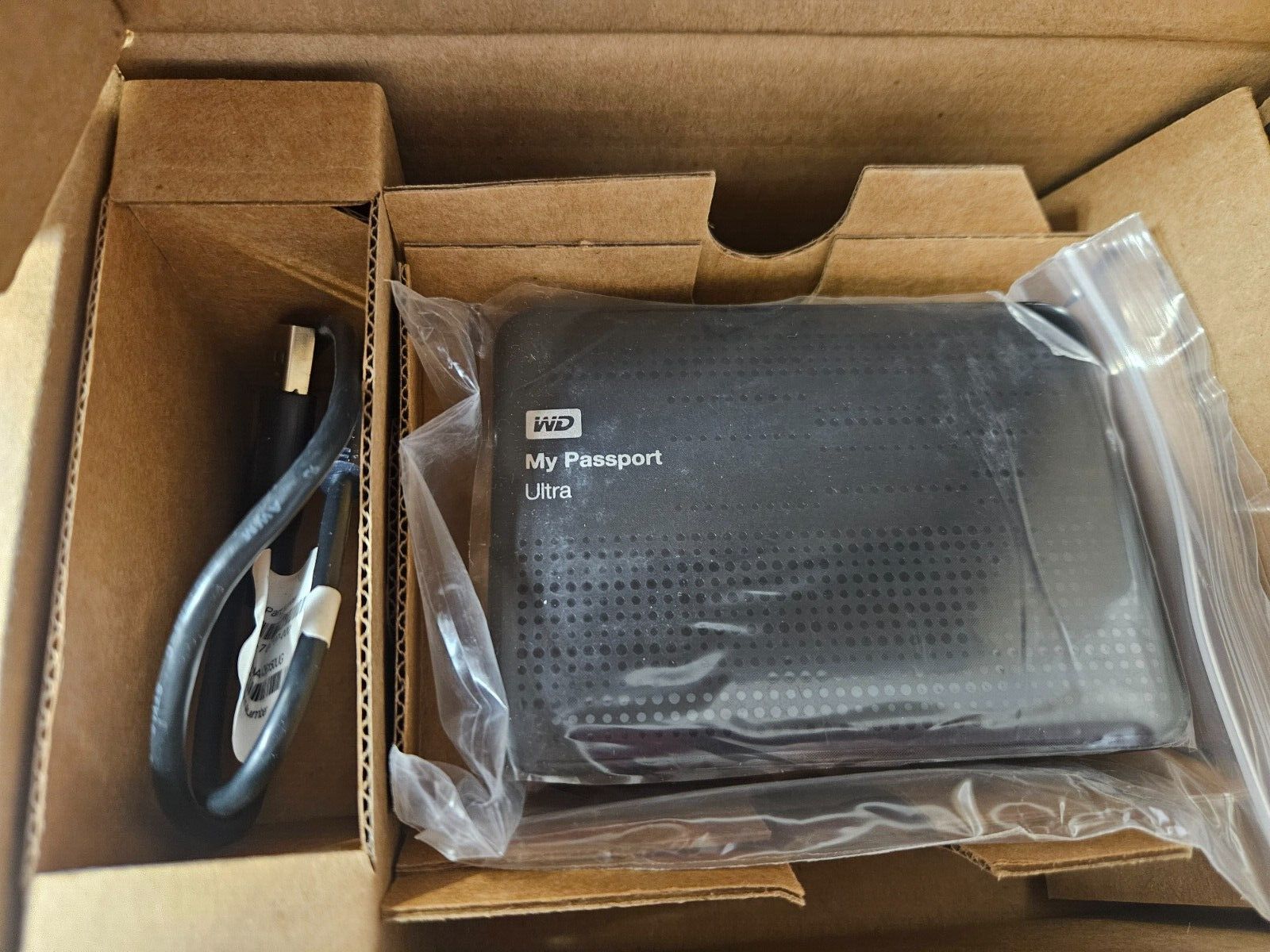 1TB My Passpt Ultra Ptable Hard Drive Western Digital western digital rev 05 black