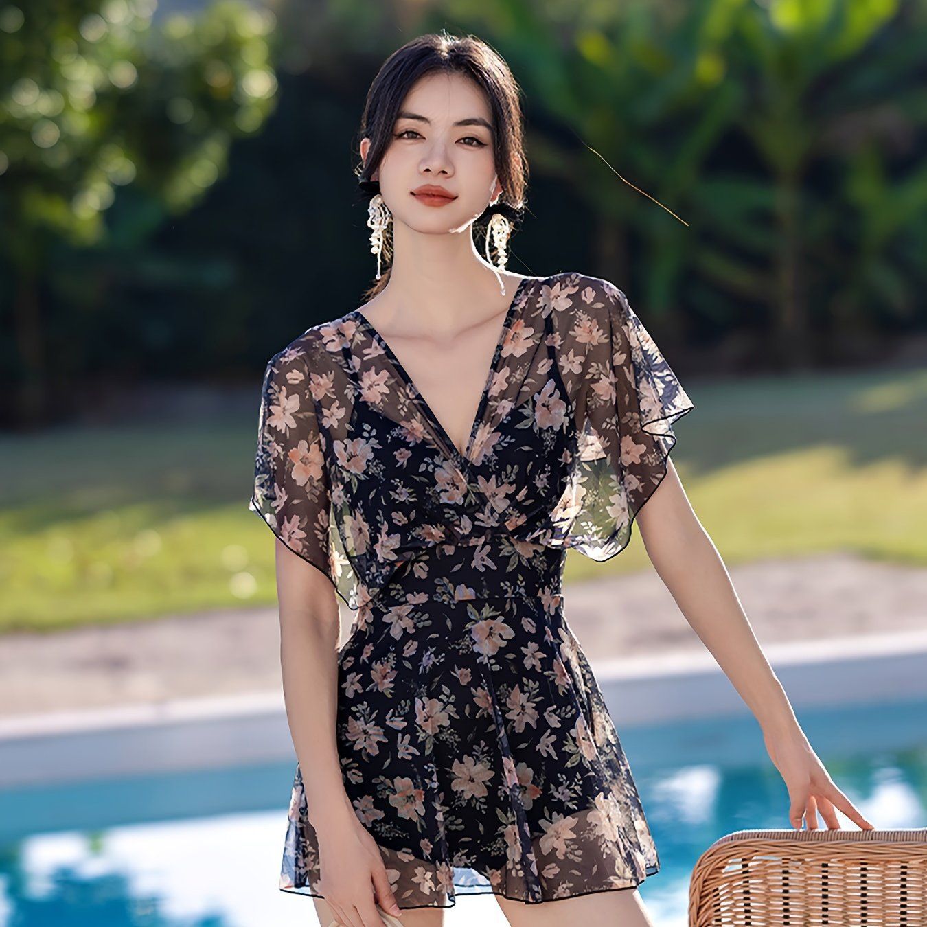 MIU MIU ミュウミュウ クロスストラップミニスカート ジャンパー