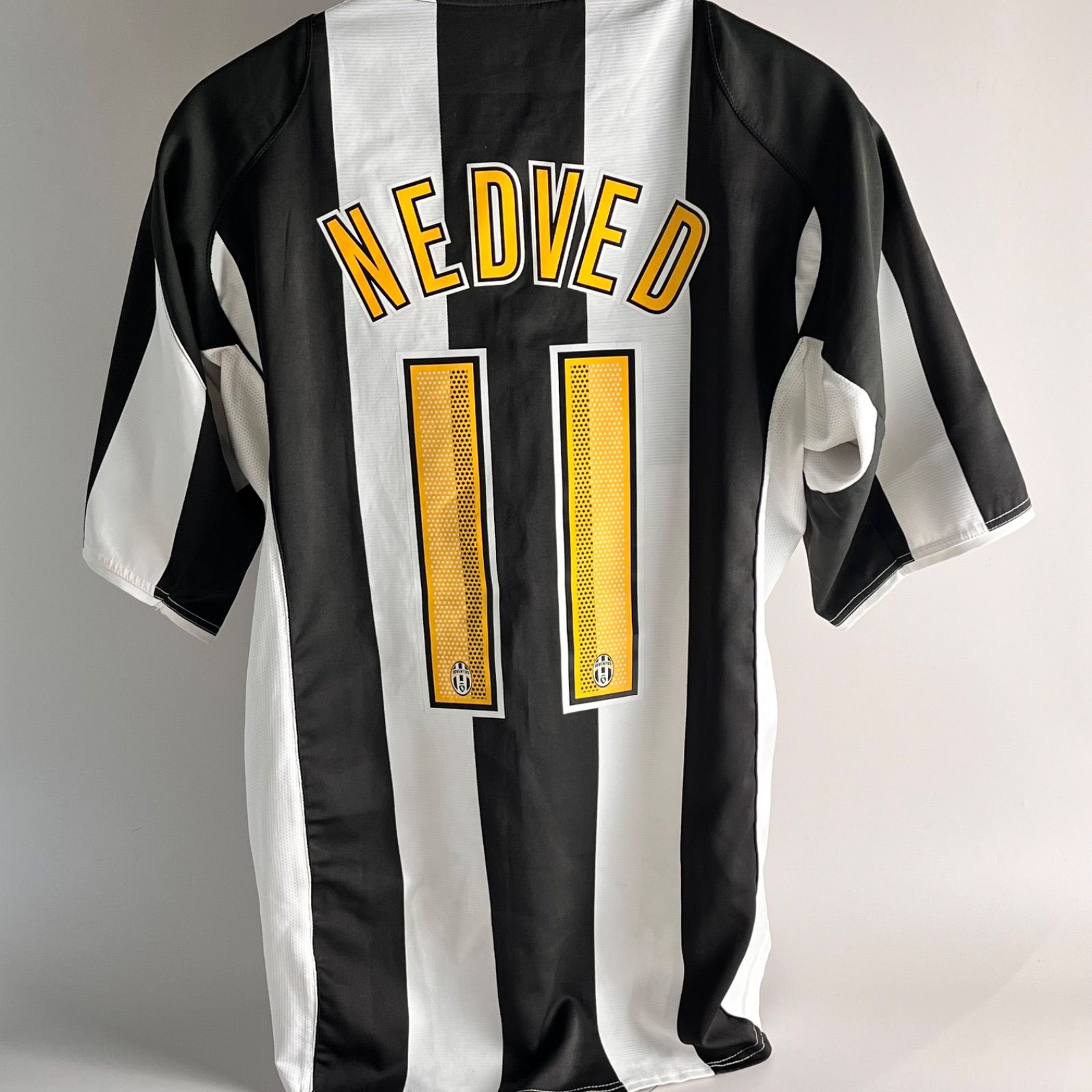 背番号11番 NEDVED ネドベド Nike ナイキ ユベントス ユニフォーム大人半袖