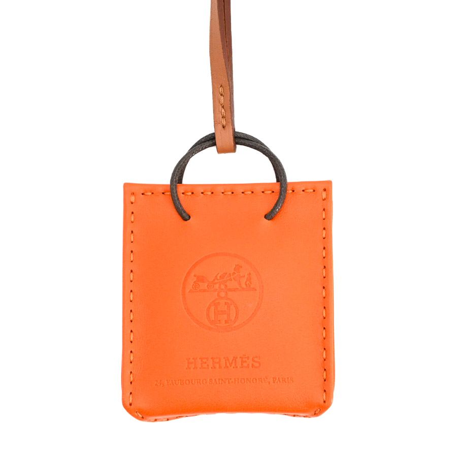 HERMES エルメス チャーム サックオランジュ HERMESスタイルのレザー