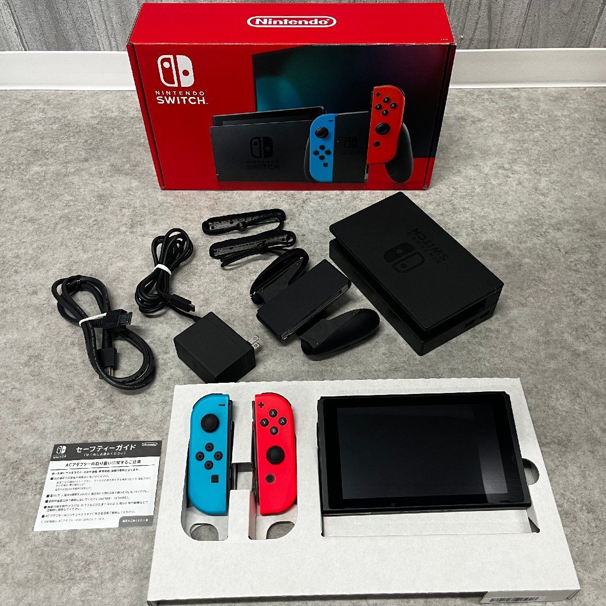 ◎J210 Nintendo Switch ネオンブルー ネオンレッド スウィッチ 任天堂