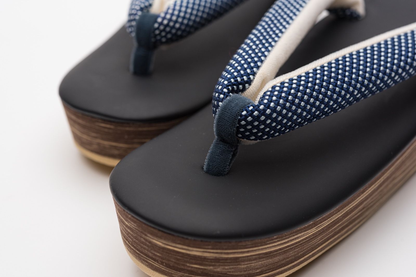 M 草履 五嶋紐 EVA草履 黒色×瑠璃色