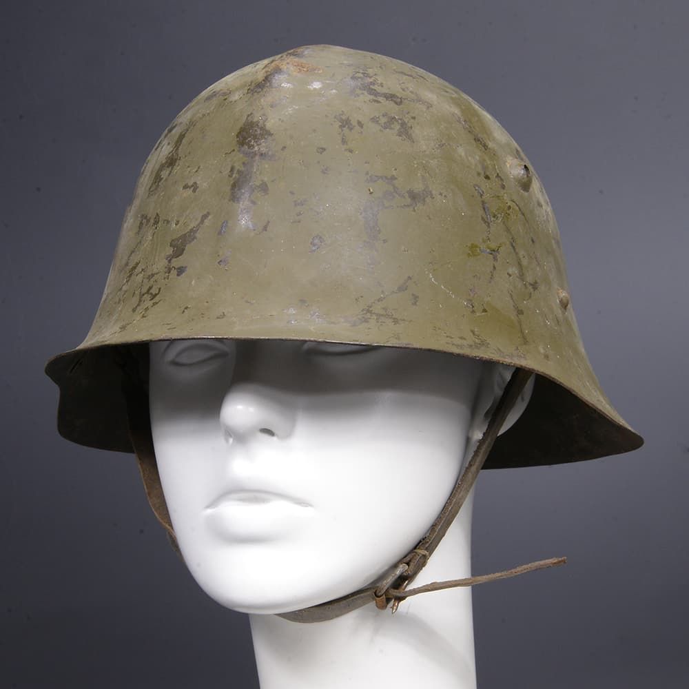 ブルガリア軍放出品 ヘルメット M36 スチール製 第二次世界大戦